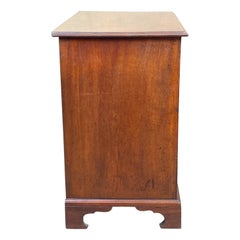 Cassettone georgiano in mogano