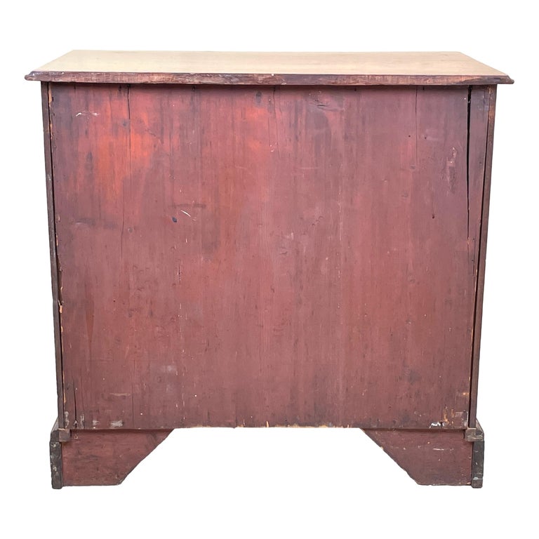 Georgian Mahogany Chest of Drawers For Sale 1
