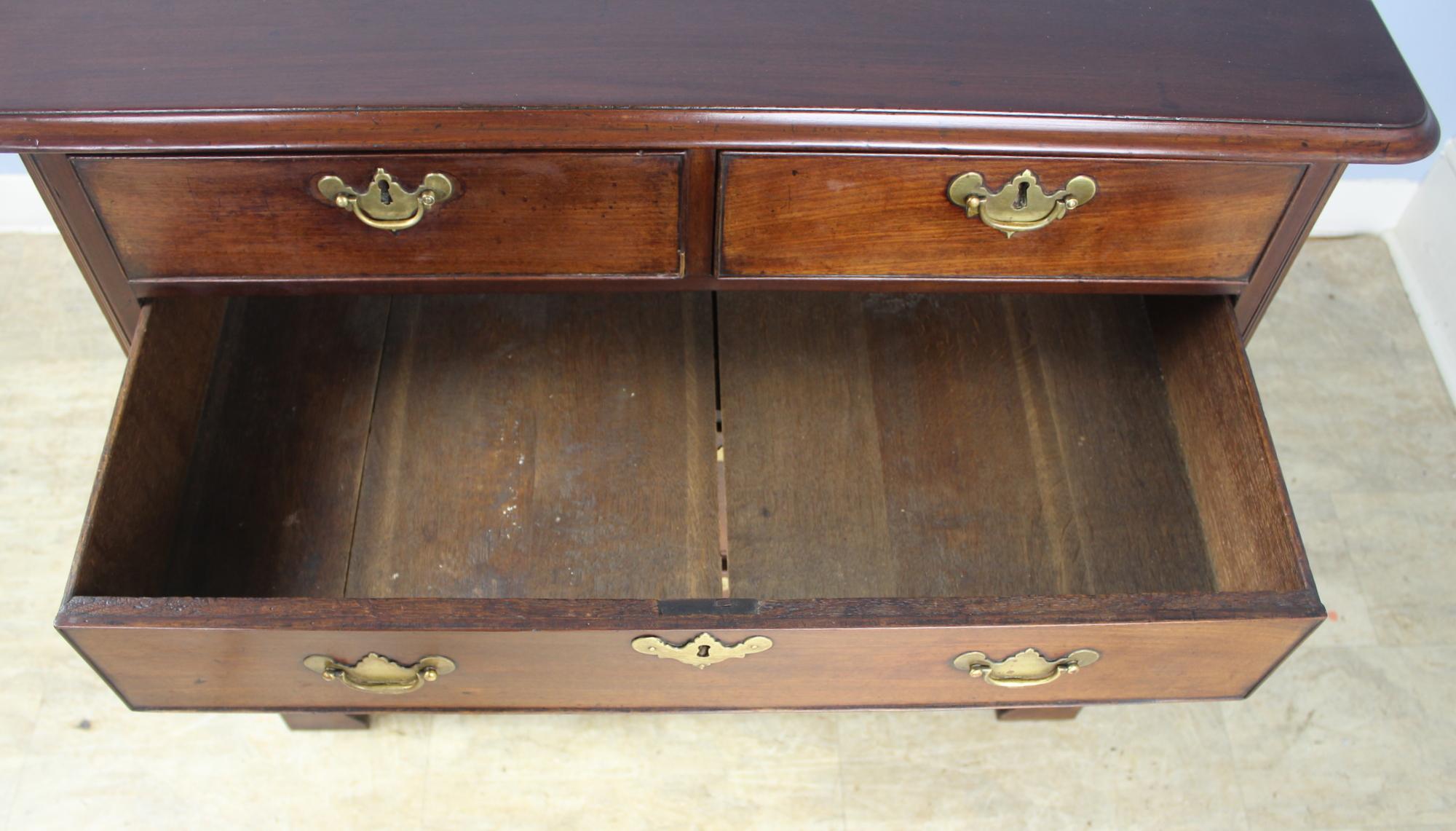 Georgian Mahogany Chest of Drawers, Quarter Columns and Brass Capitals 6