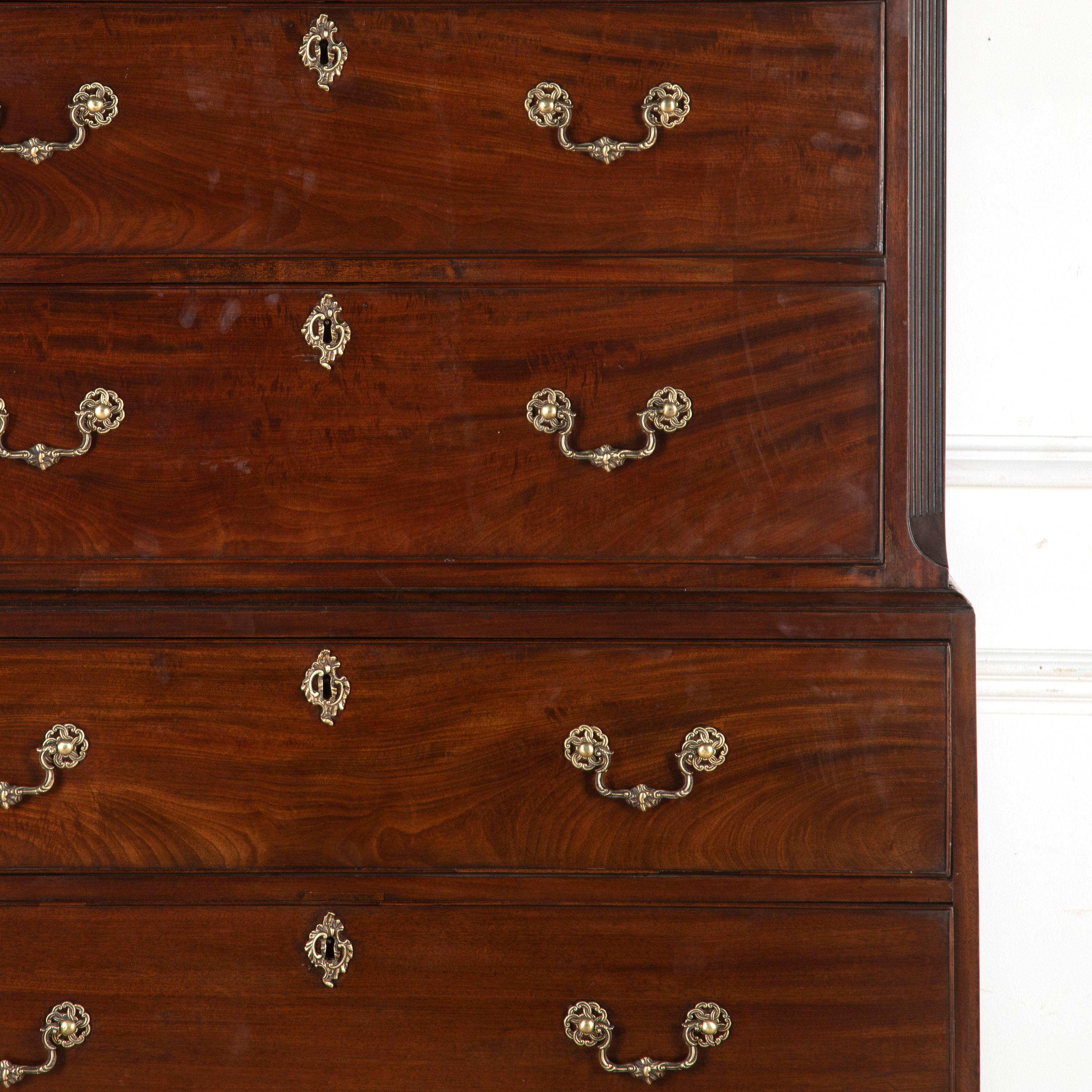 Georgian Mahogany Chest on Chest In Good Condition For Sale In Gloucestershire, GB