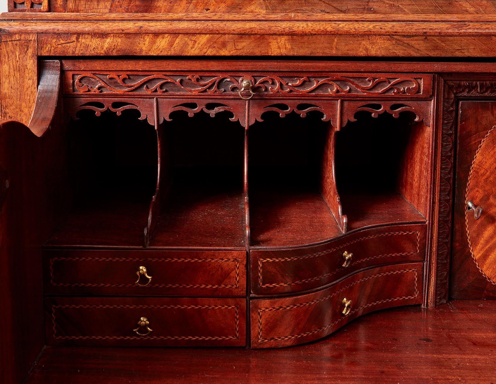 Georgian Mahogany Chest on Chest For Sale 1