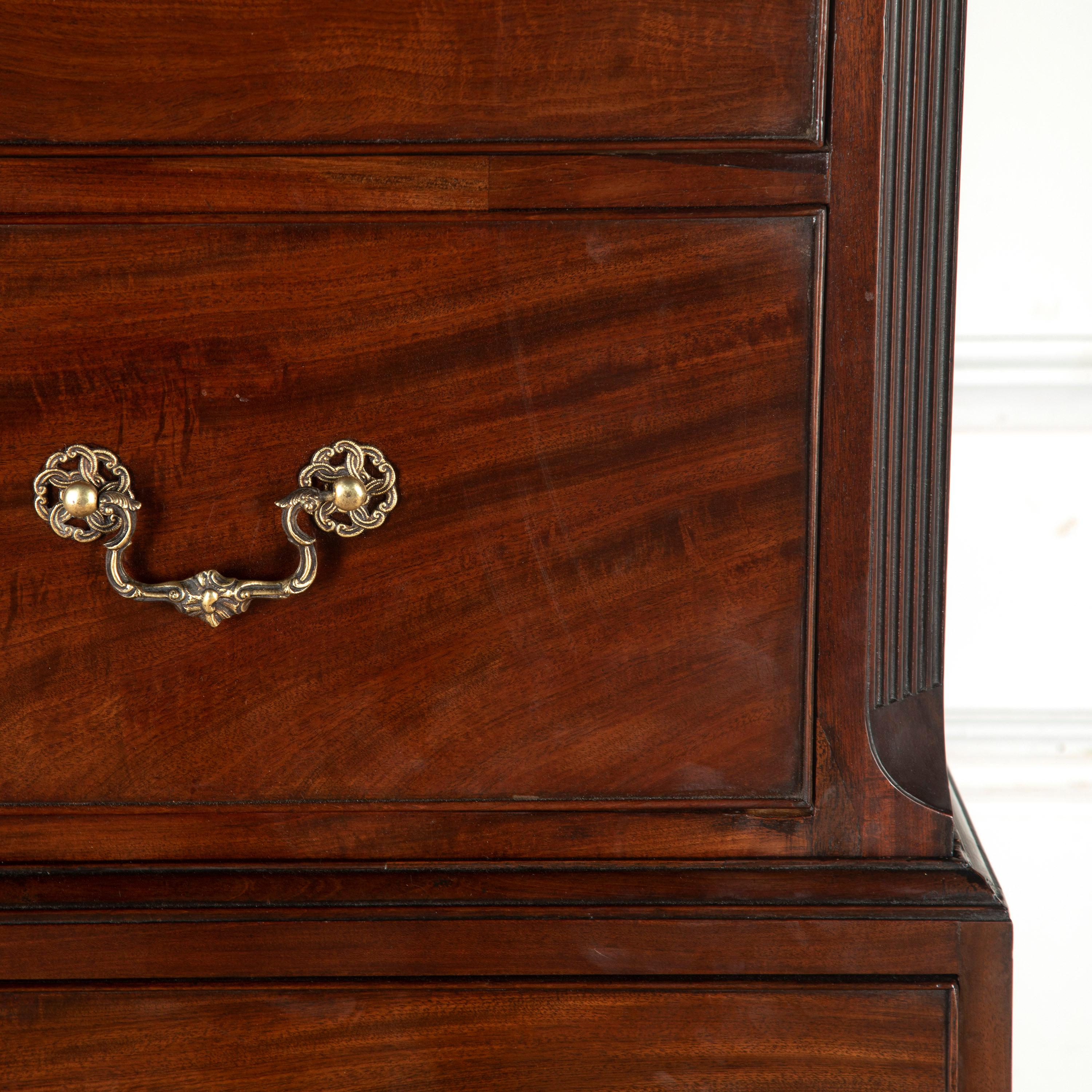 Georgian Mahogany Chest on Chest For Sale 3