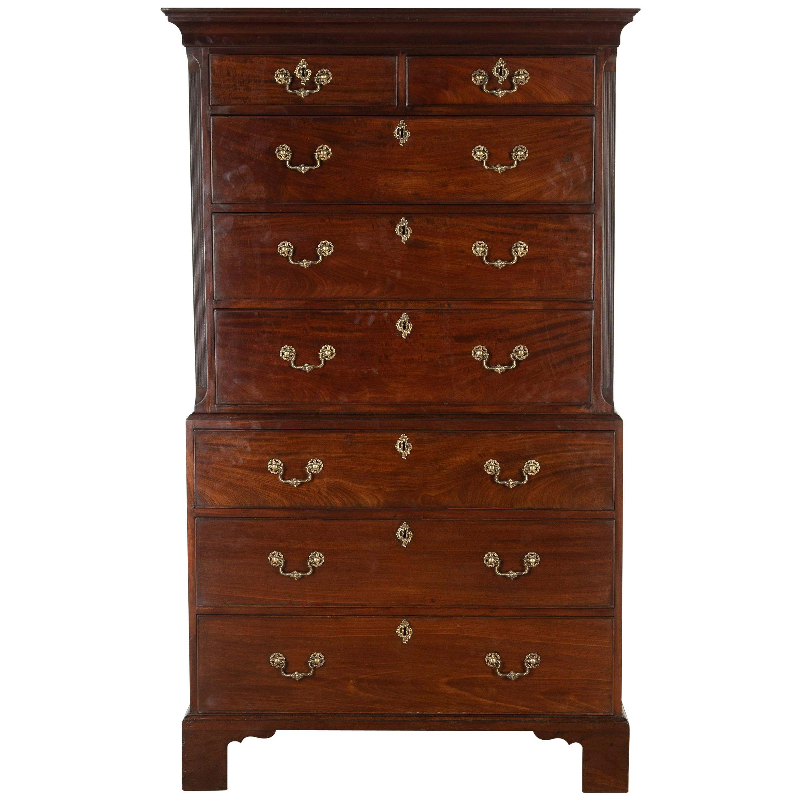 Georgian Mahogany Chest on Chest For Sale