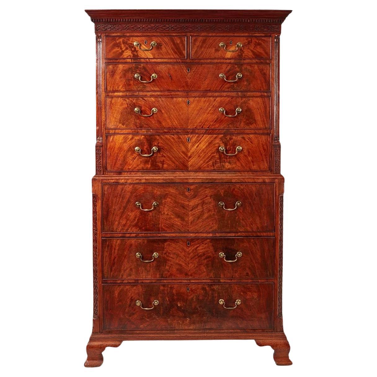 Georgian Mahogany Chest on Chest For Sale