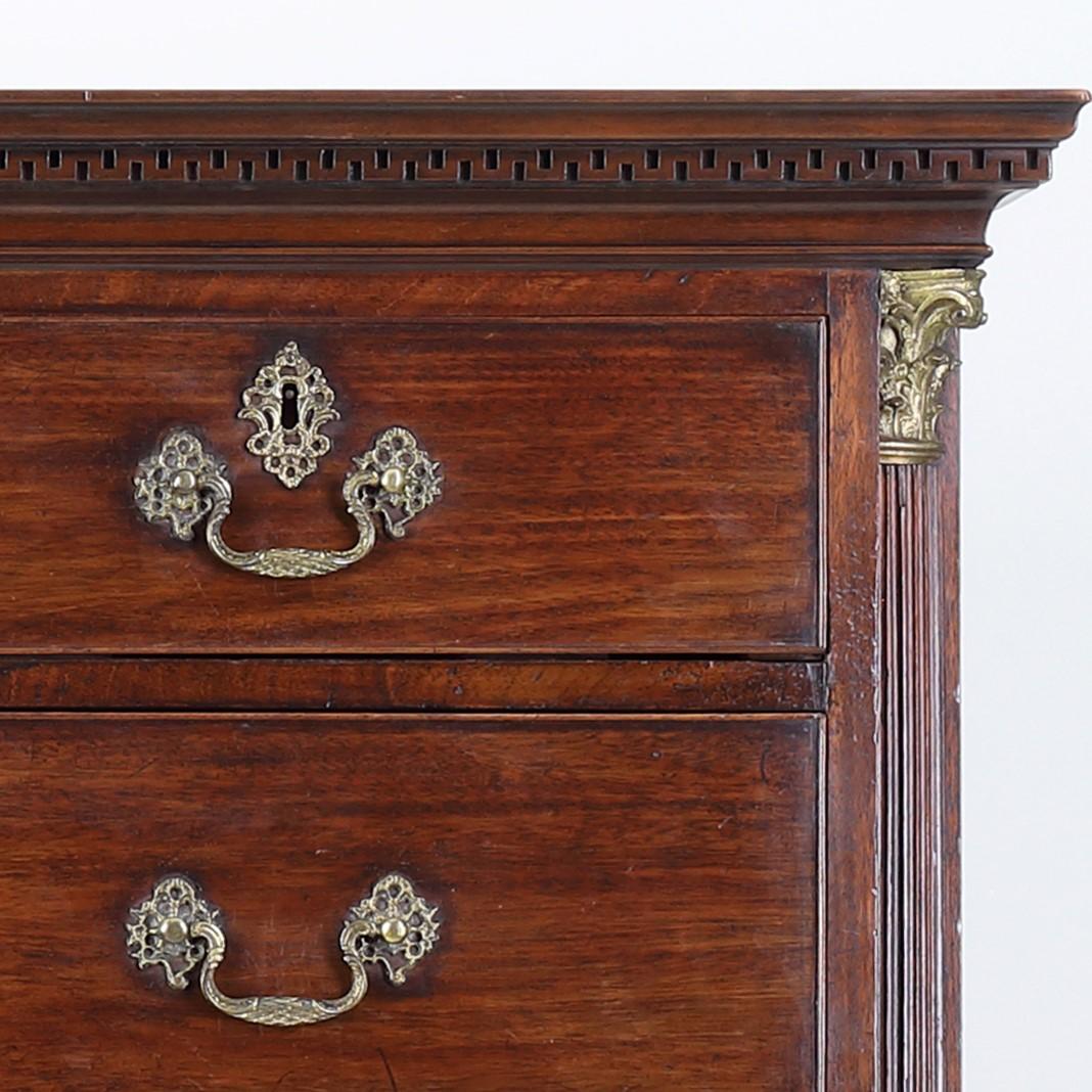 Georgian Mahogany Chest on Chest/Linen Cupboard In Good Condition For Sale In Folkestone, GB