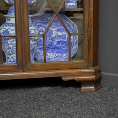 Georgian Mahogany Corner Cupboard