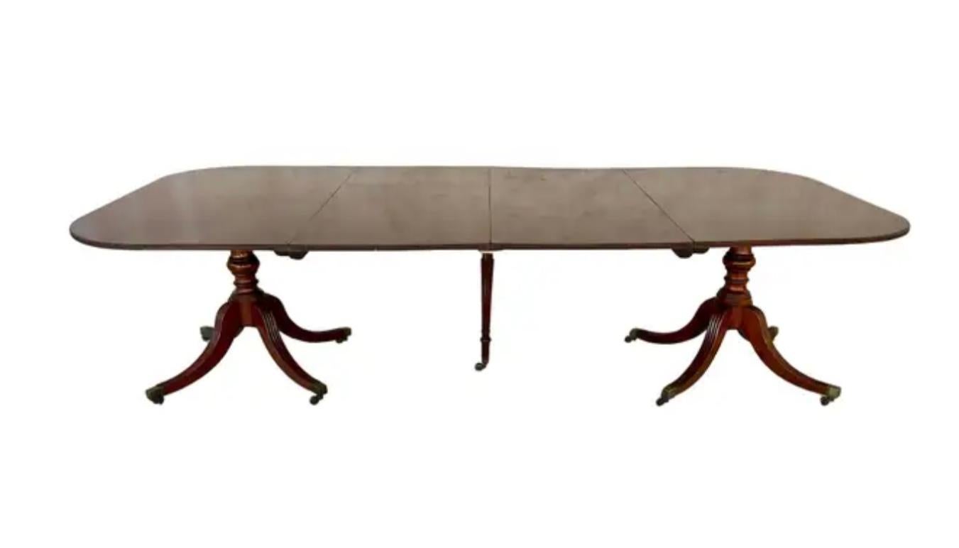 Table de salle à manger géorgienne en acajou 19ème siècle en vente 10