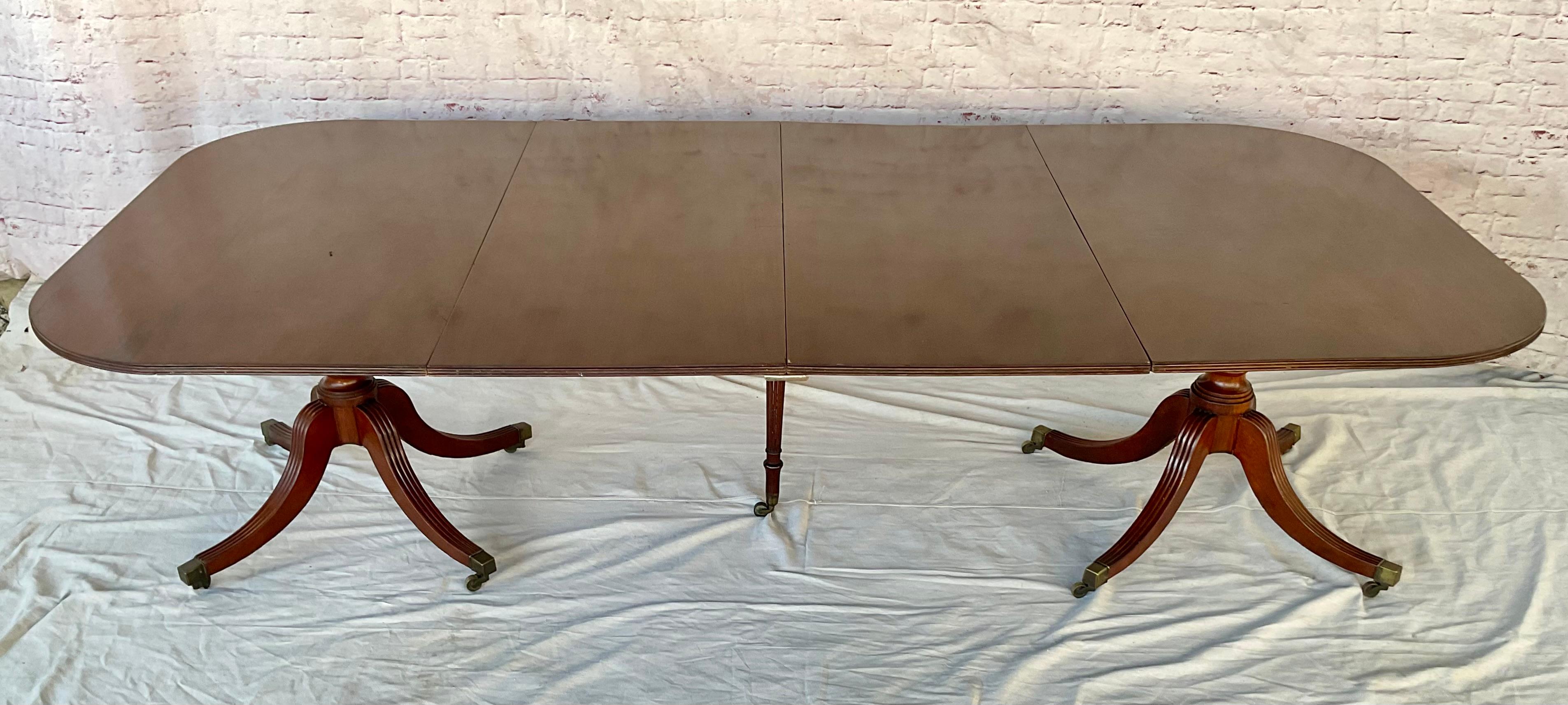 Table de salle à manger géorgienne en acajou 19ème siècle en vente 12