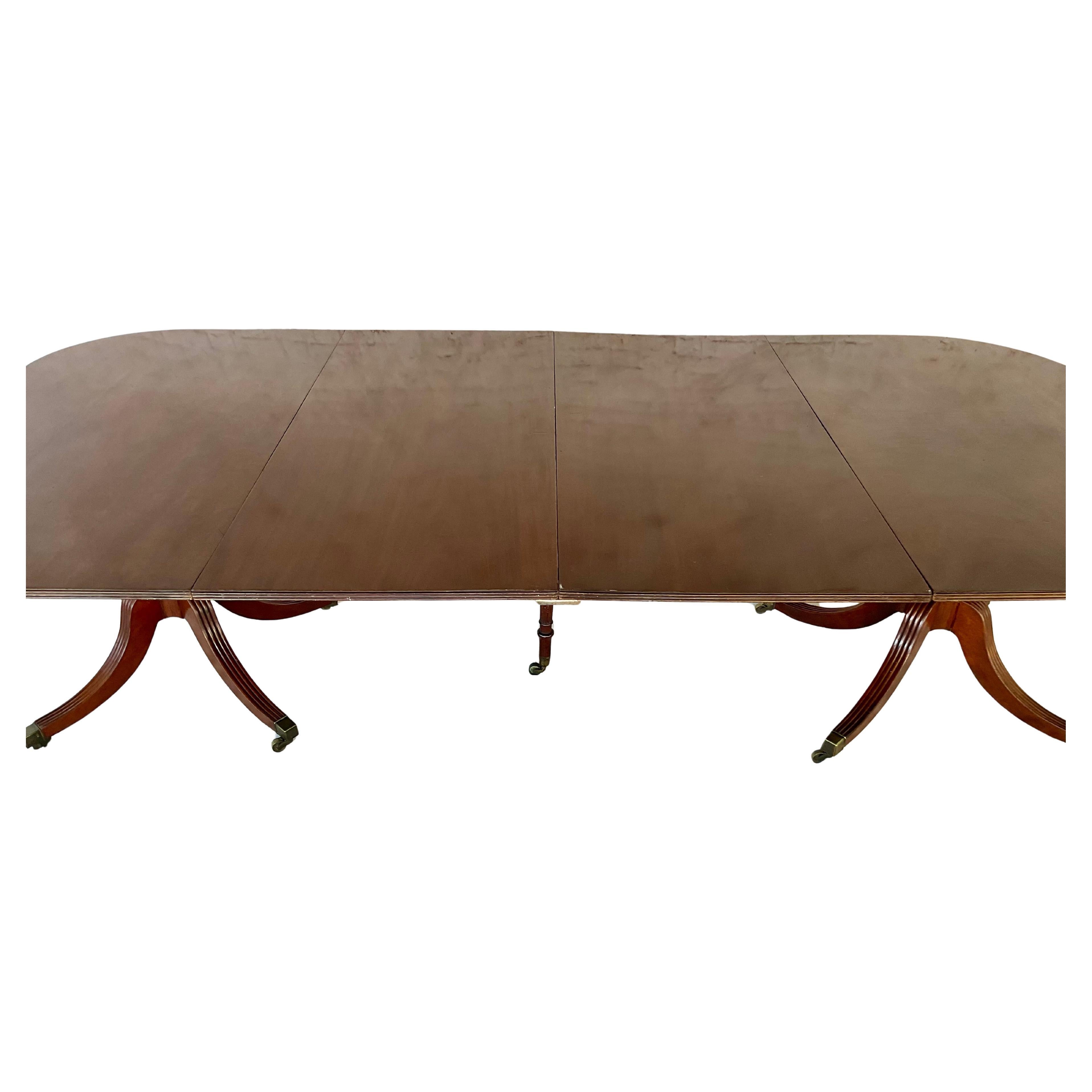 XIXe siècle Table de salle à manger géorgienne en acajou 19ème siècle en vente