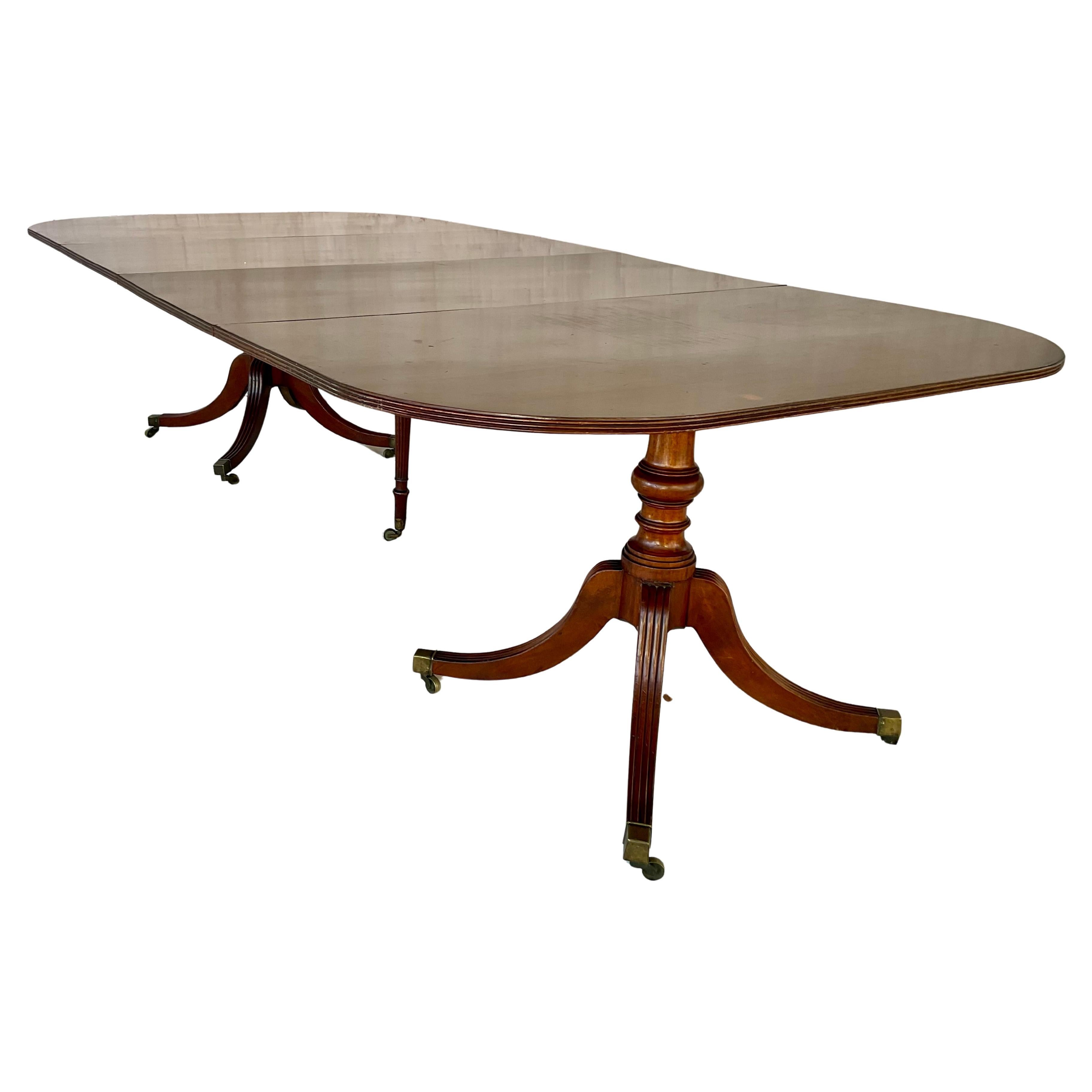 Table de salle à manger géorgienne en acajou 19ème siècle en vente 1