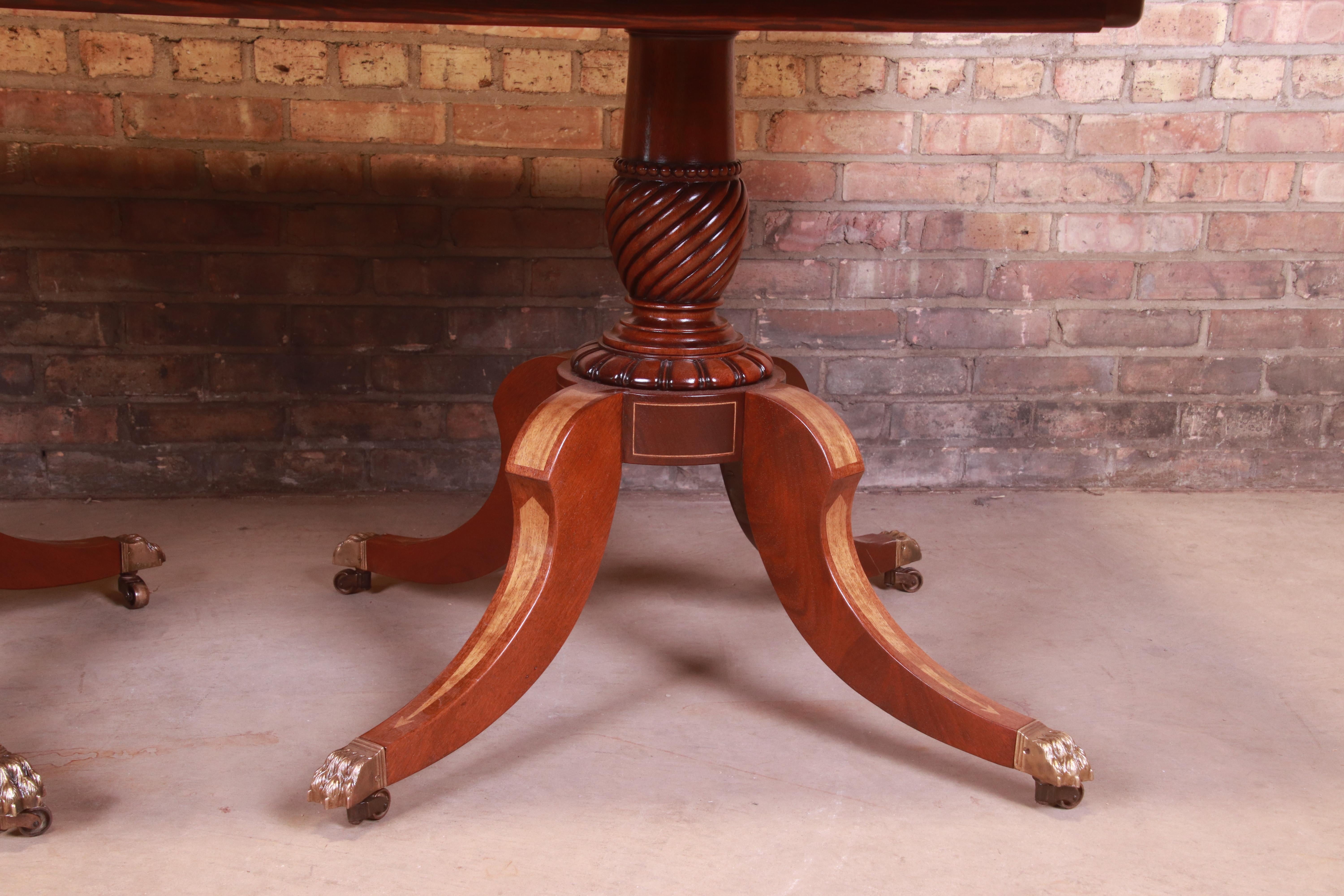 Georgian Mahogany Dining Table in the Manner of Baker Furniture, Refinished 9