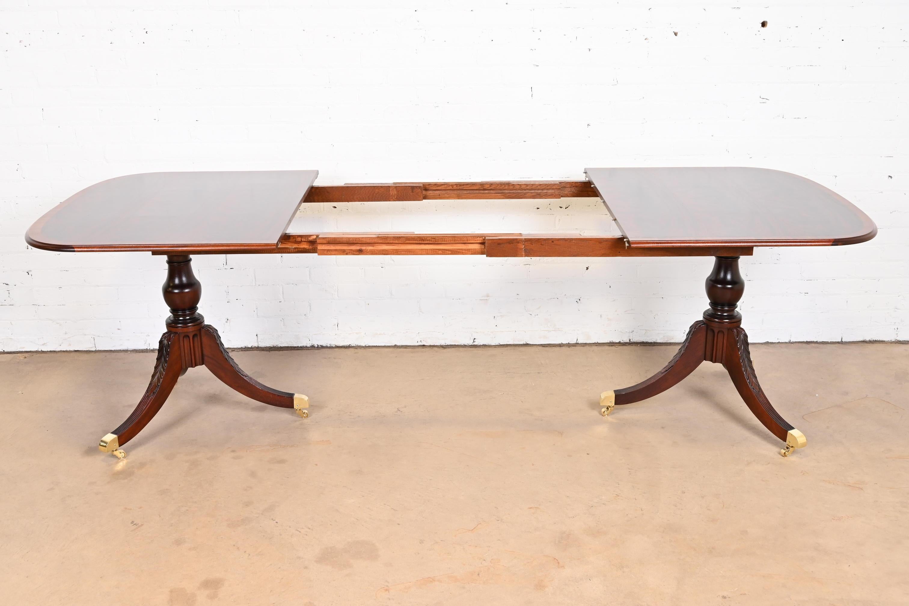Georgian Mahogany Double Pedestal Dining Table in the Manner of Baker Furniture 2