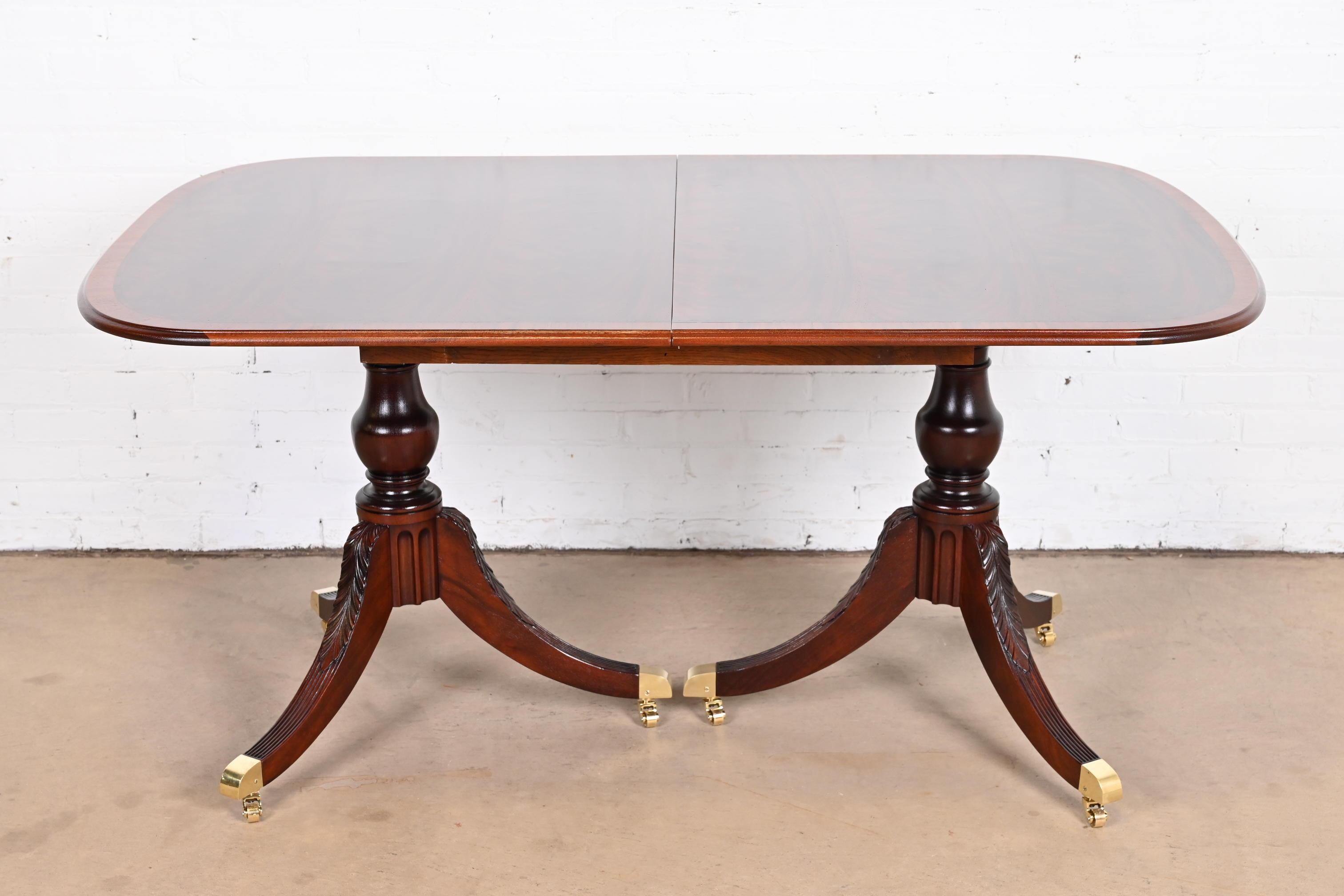 Georgian Mahogany Double Pedestal Dining Table in the Manner of Baker Furniture 3