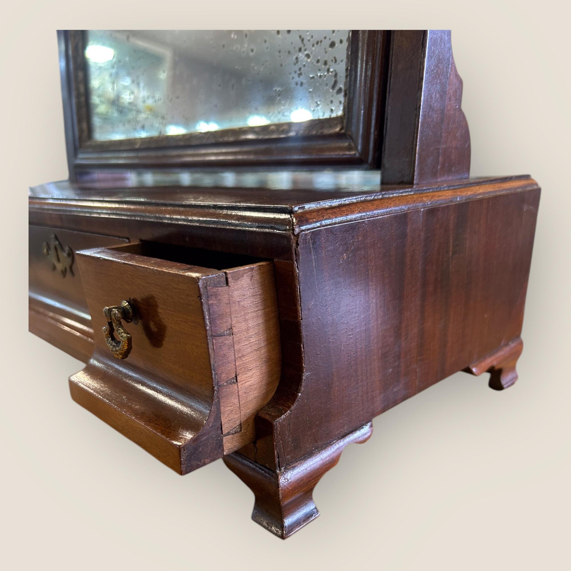 Georgian Mahogany Dressing Table Mirror For Sale 4