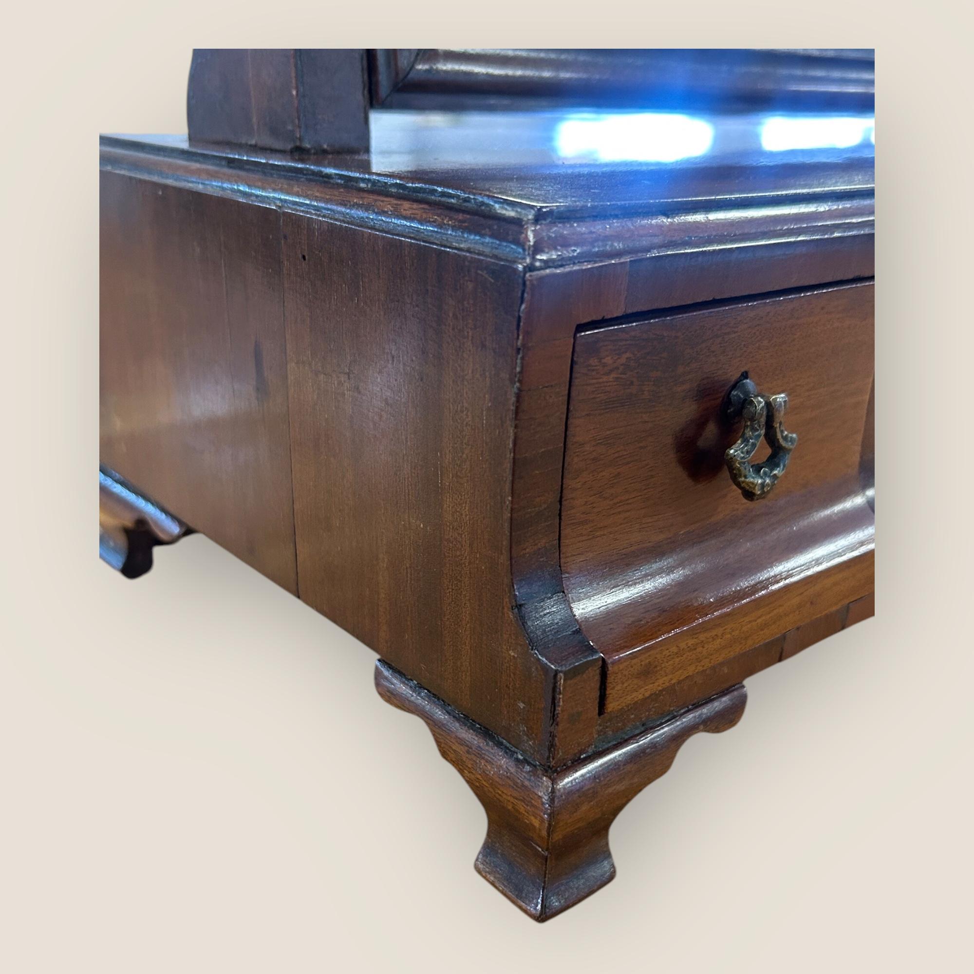 Georgian Mahogany Dressing Table Mirror For Sale 2
