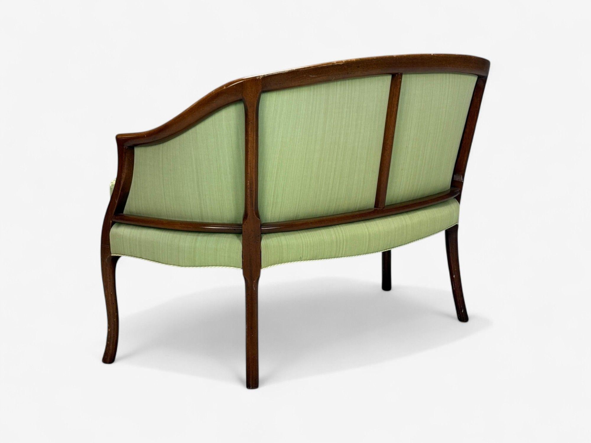 Georgian, Mahogany, Fabric, Settee, USA, 1990s For Sale 3
