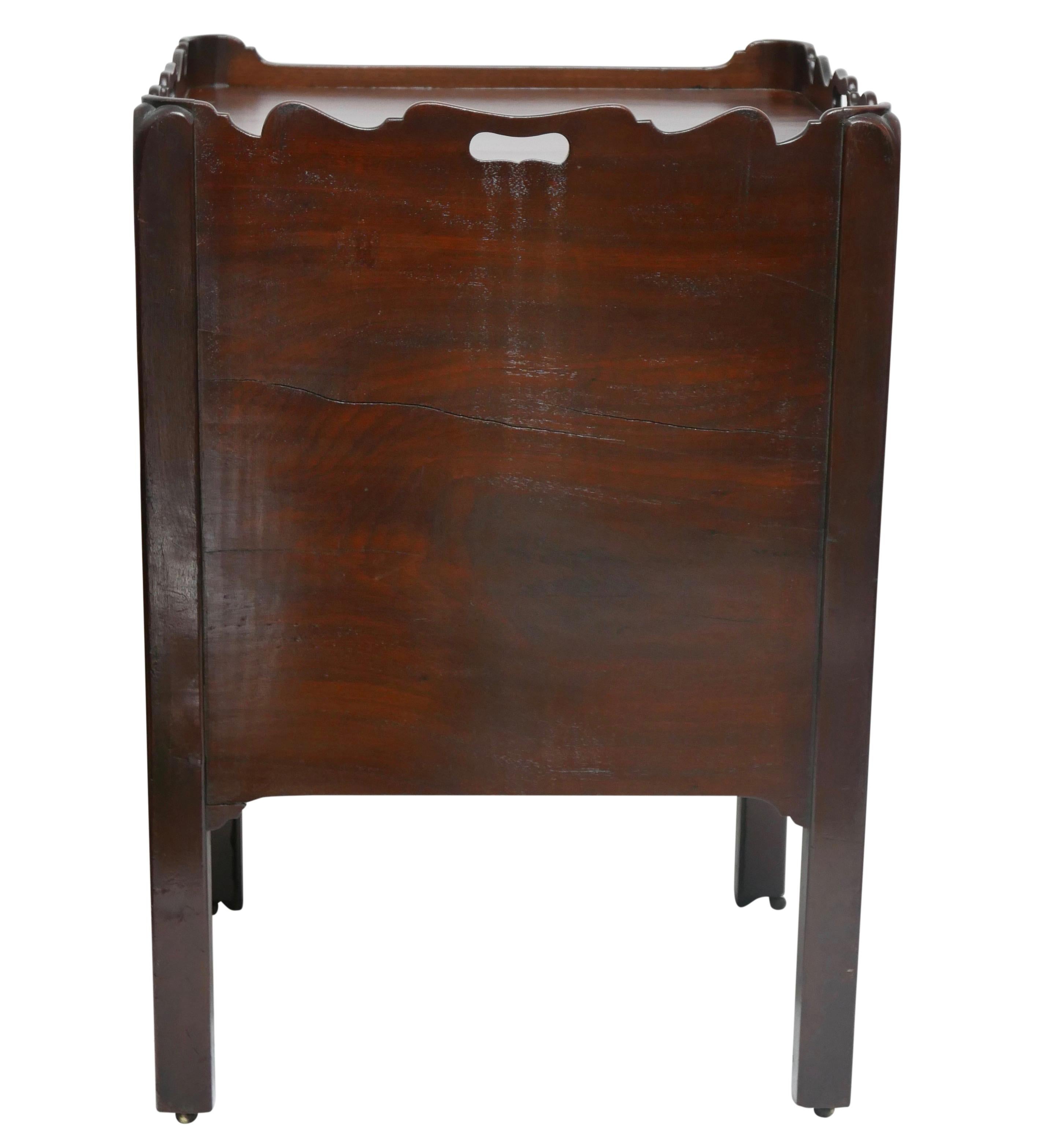19th Century Georgian Mahogany Gentleman's Washstand, Side Table Cabinet, English, circa 1820