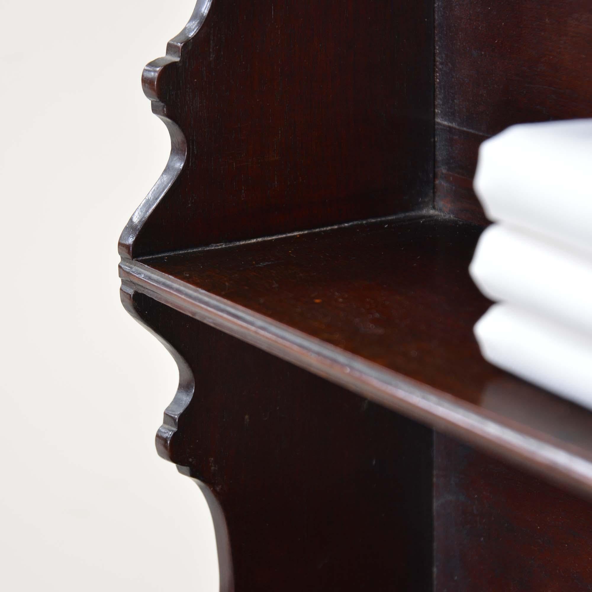 Mahogany Georgian mahogany hanging shelves For Sale