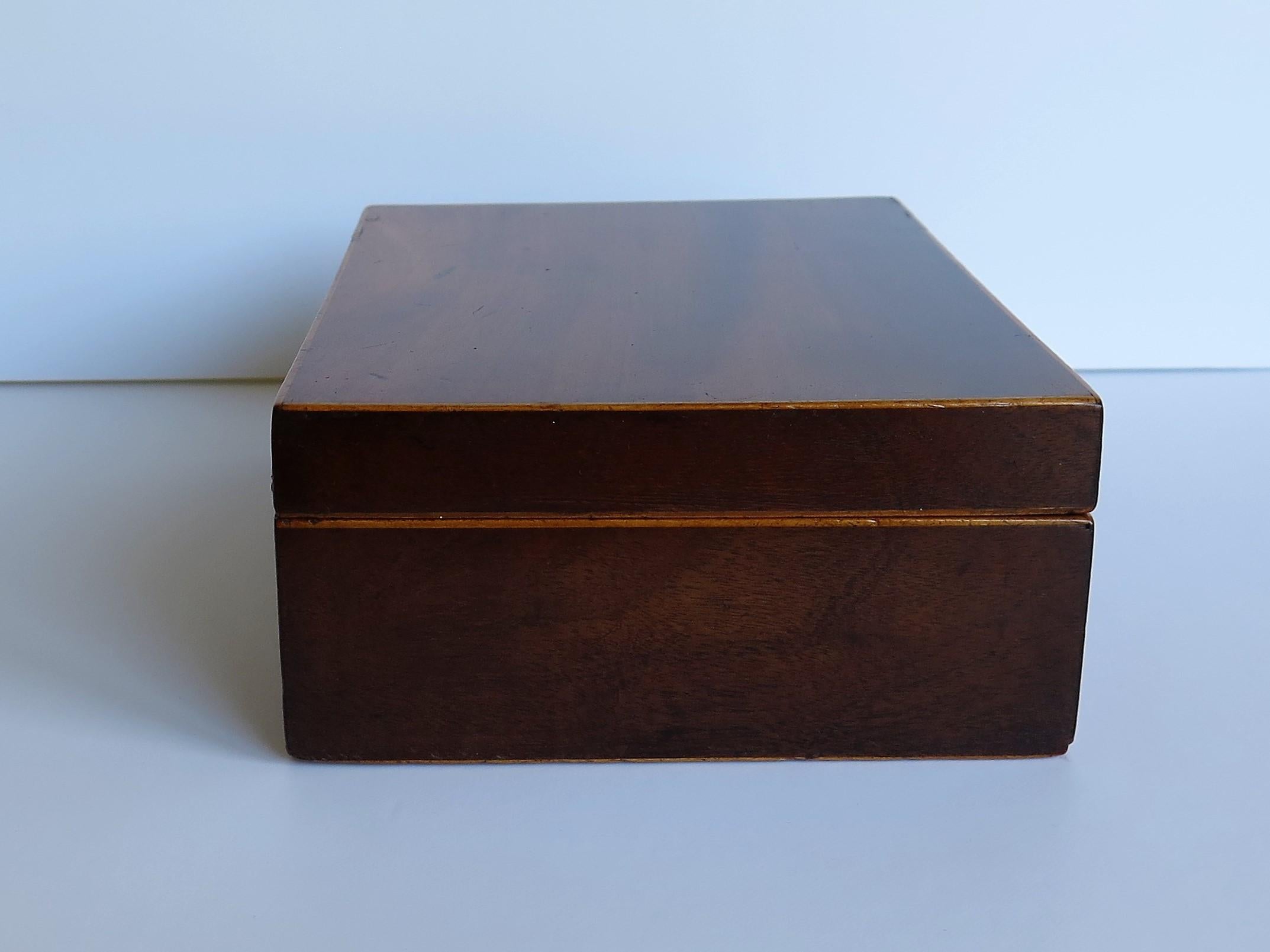 Boxwood Georgian Mahogany Inlaid Box with Hinged Lid Lock and Key, English, circa 1800