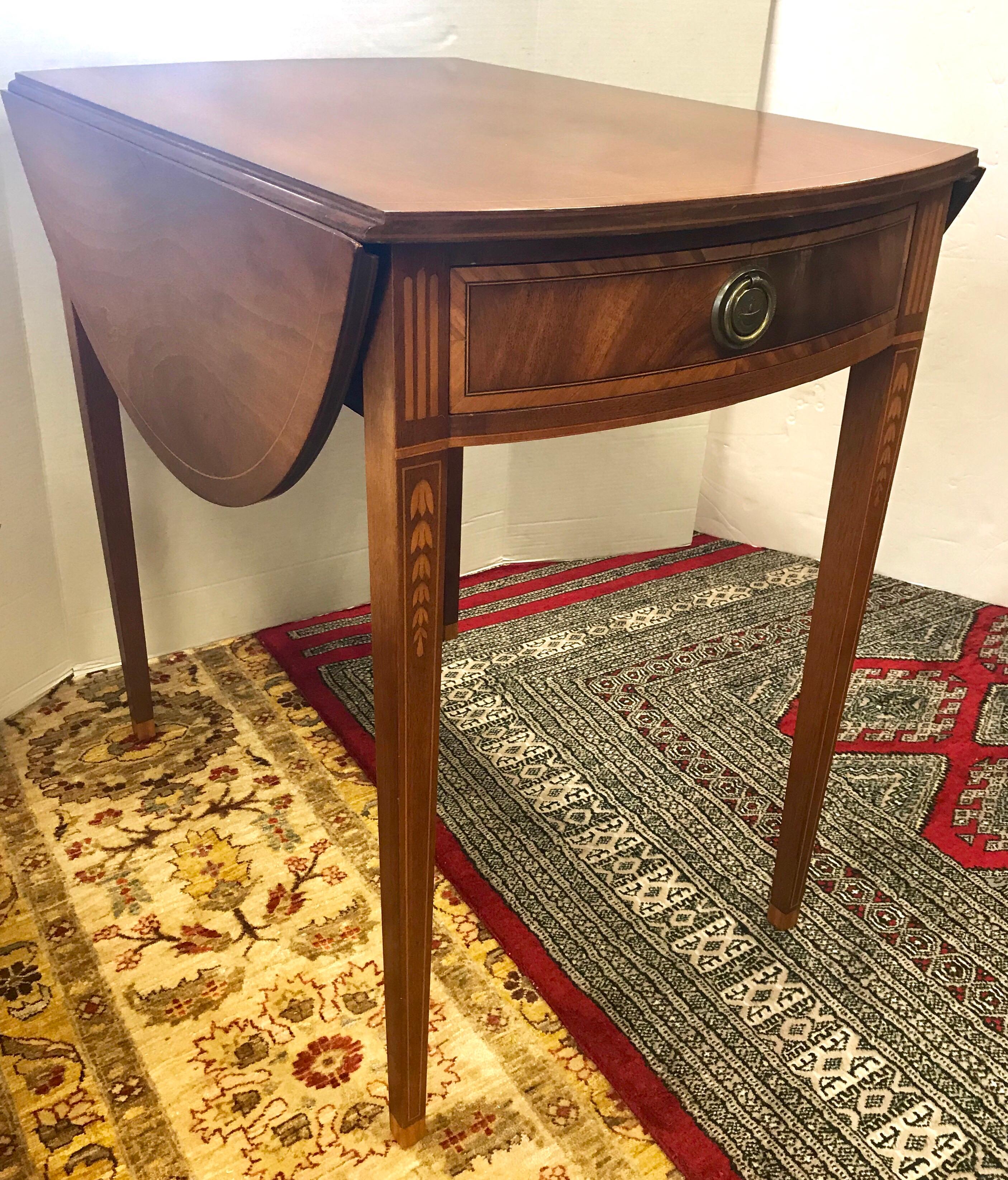 American Georgian Mahogany Inlay Pembroke Drop-Leaf Table Game Table