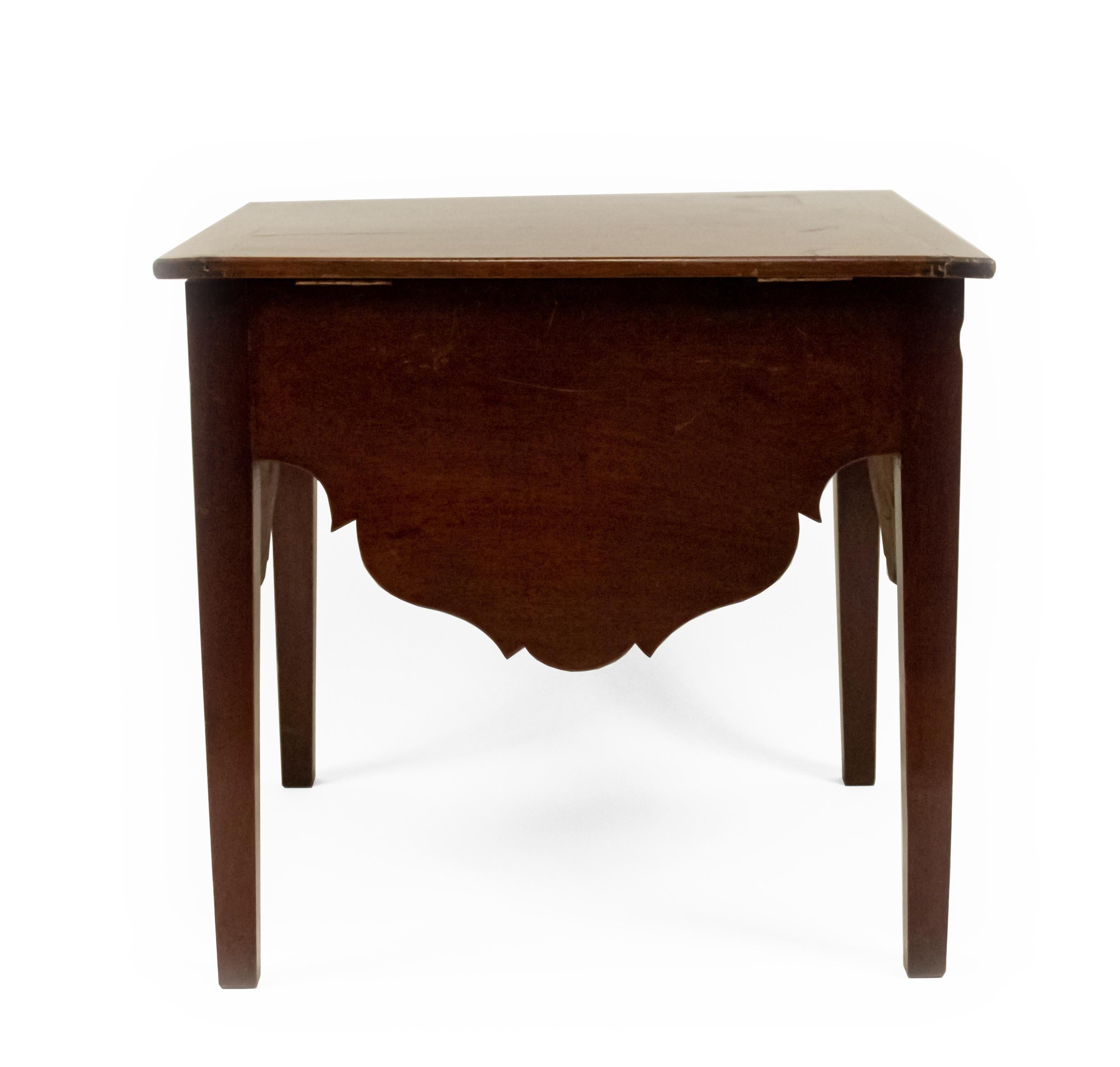 Georgian Mahogany Low End Table with Lift Top In Good Condition In New York, NY