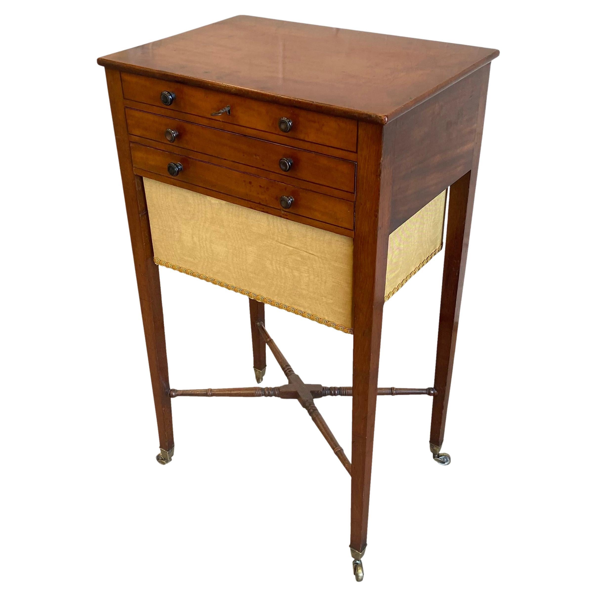 Georgian mahogany Needlework Table For Sale