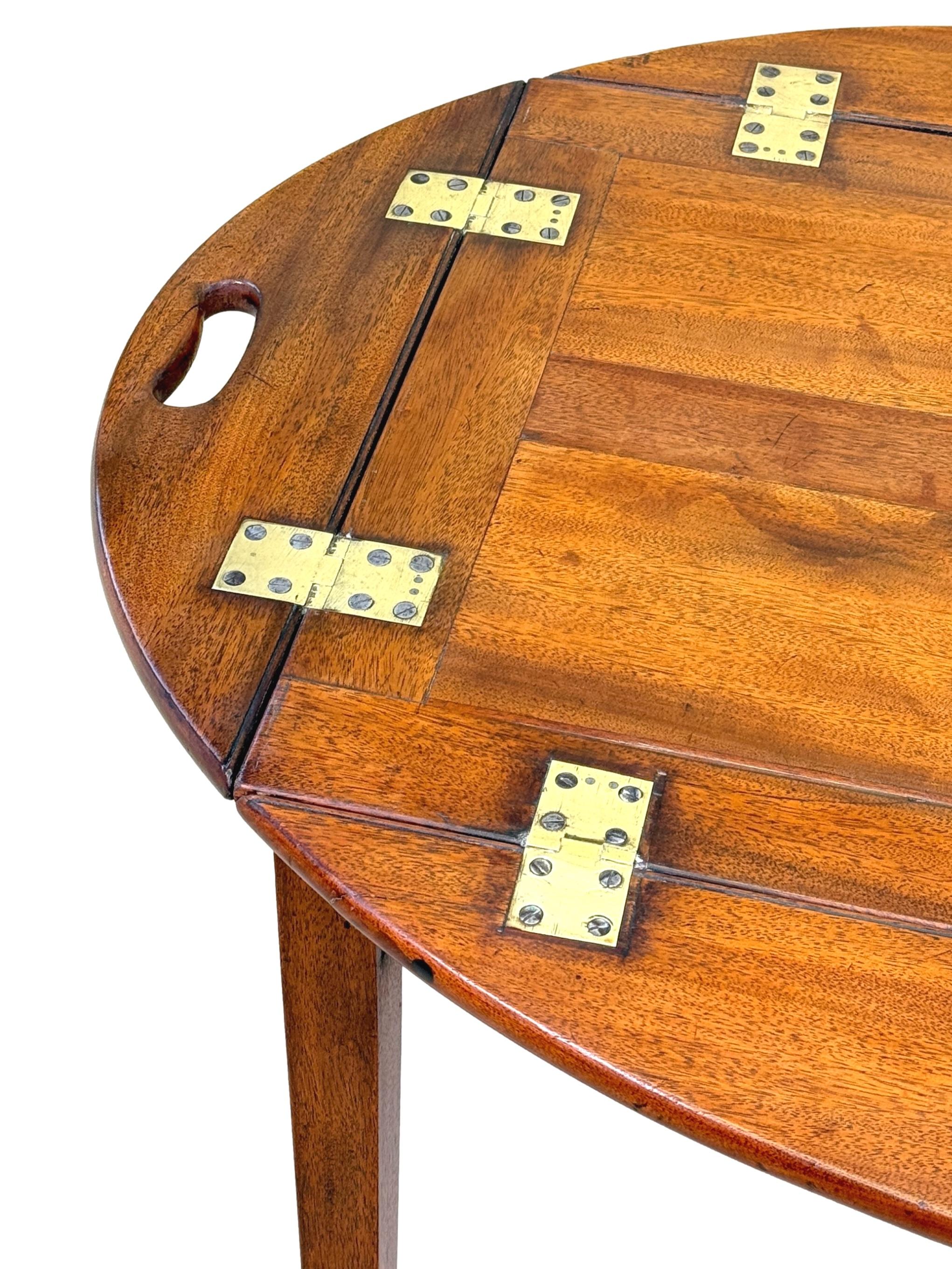 Georgian Mahogany Oval Butlers Tray On Stand In Good Condition For Sale In Bedfordshire, GB