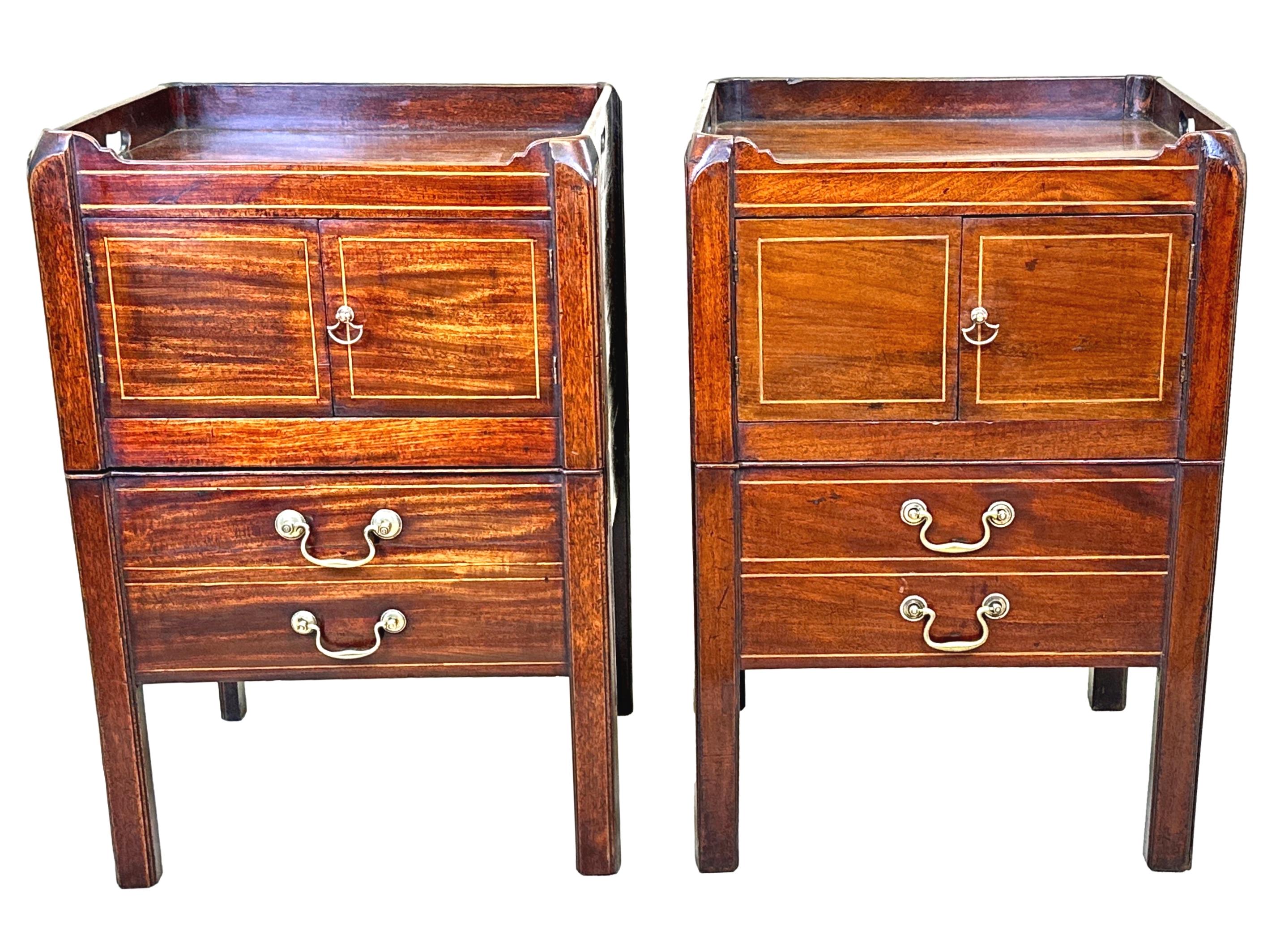 Georgian Mahogany Pair Of Bedside Night Tables For Sale 6