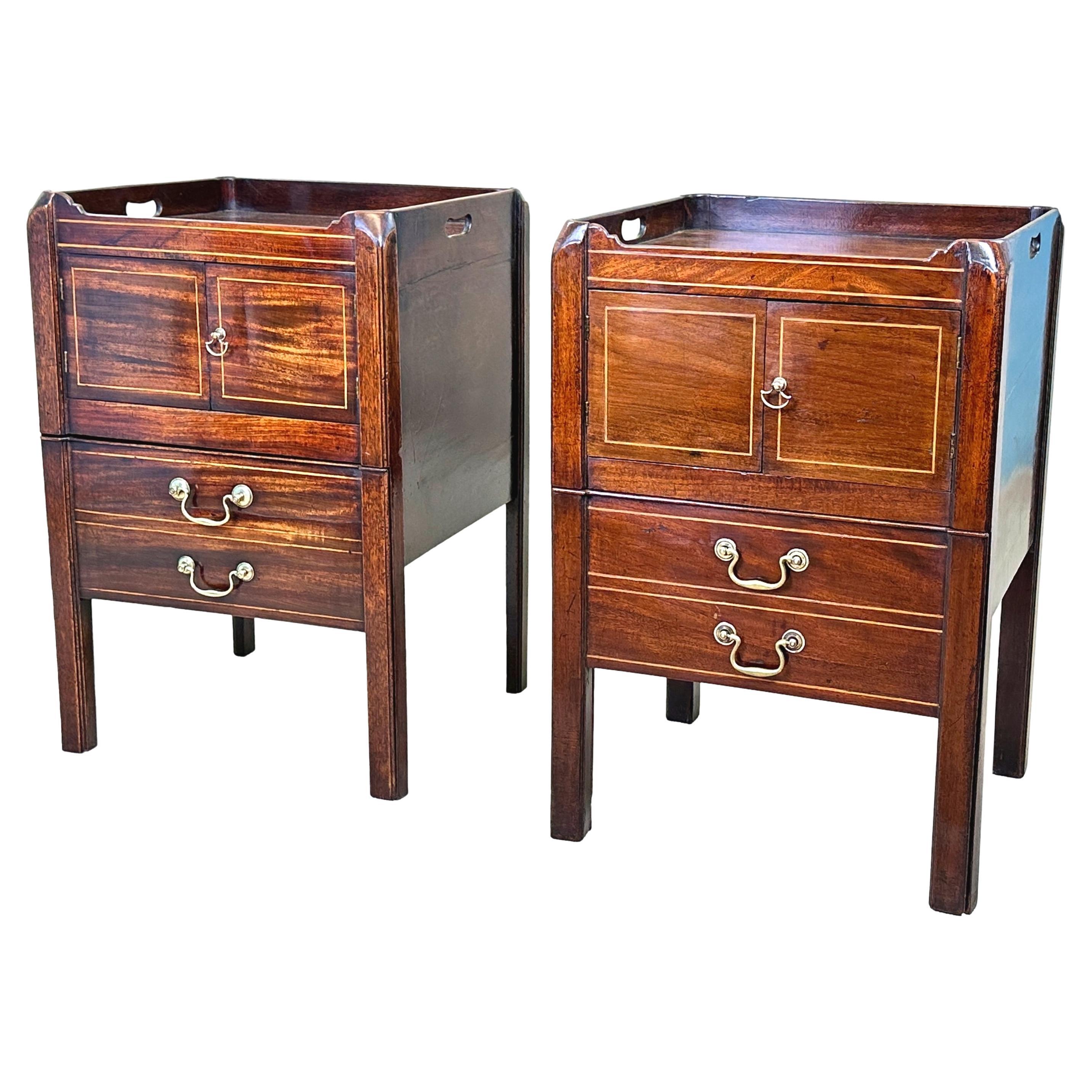 Georgian Mahogany Pair Of Bedside Night Tables For Sale