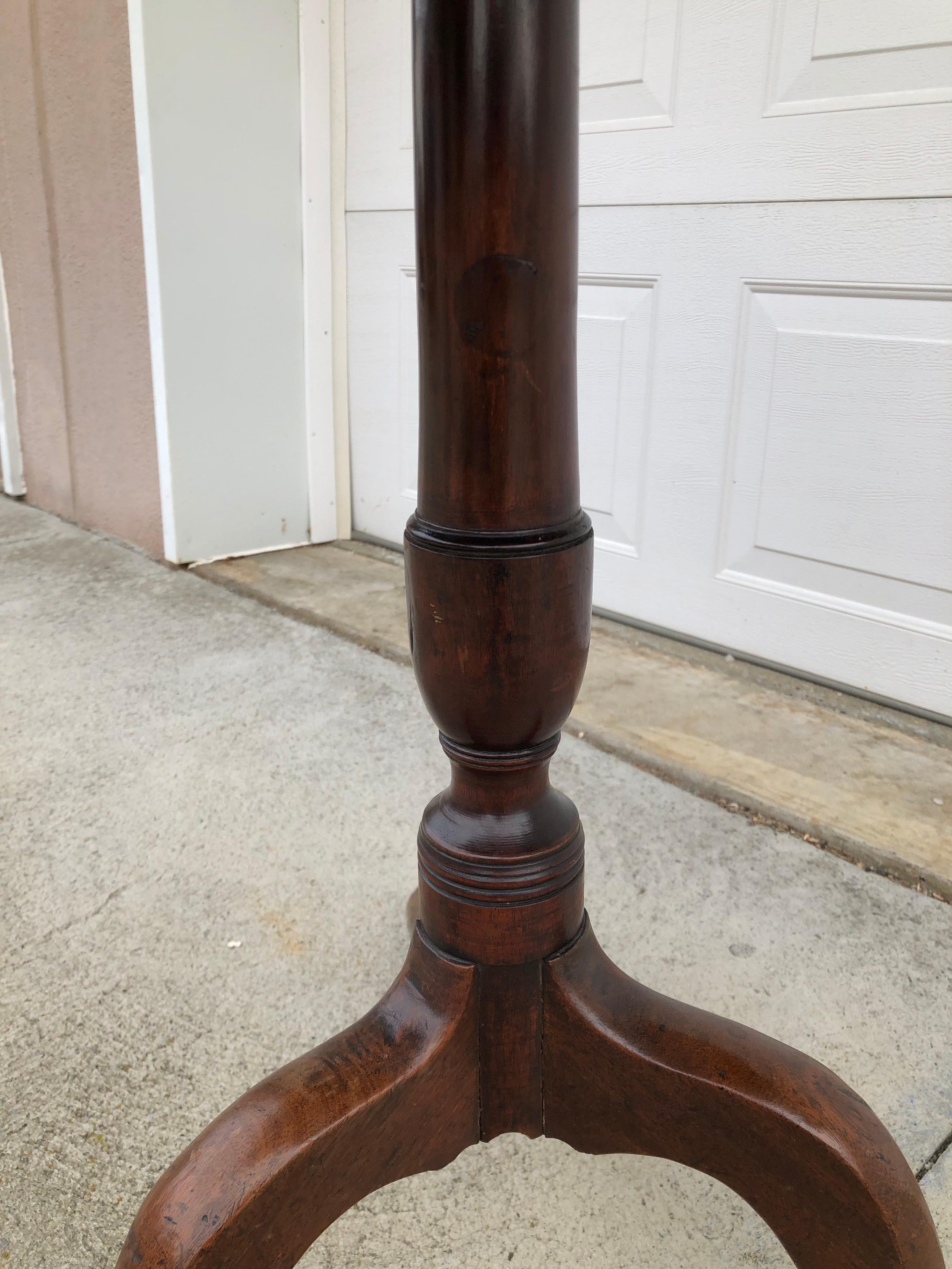 Brushed Georgian Mahogany Queen Anne Music Stand with Carved Snake Feet For Sale