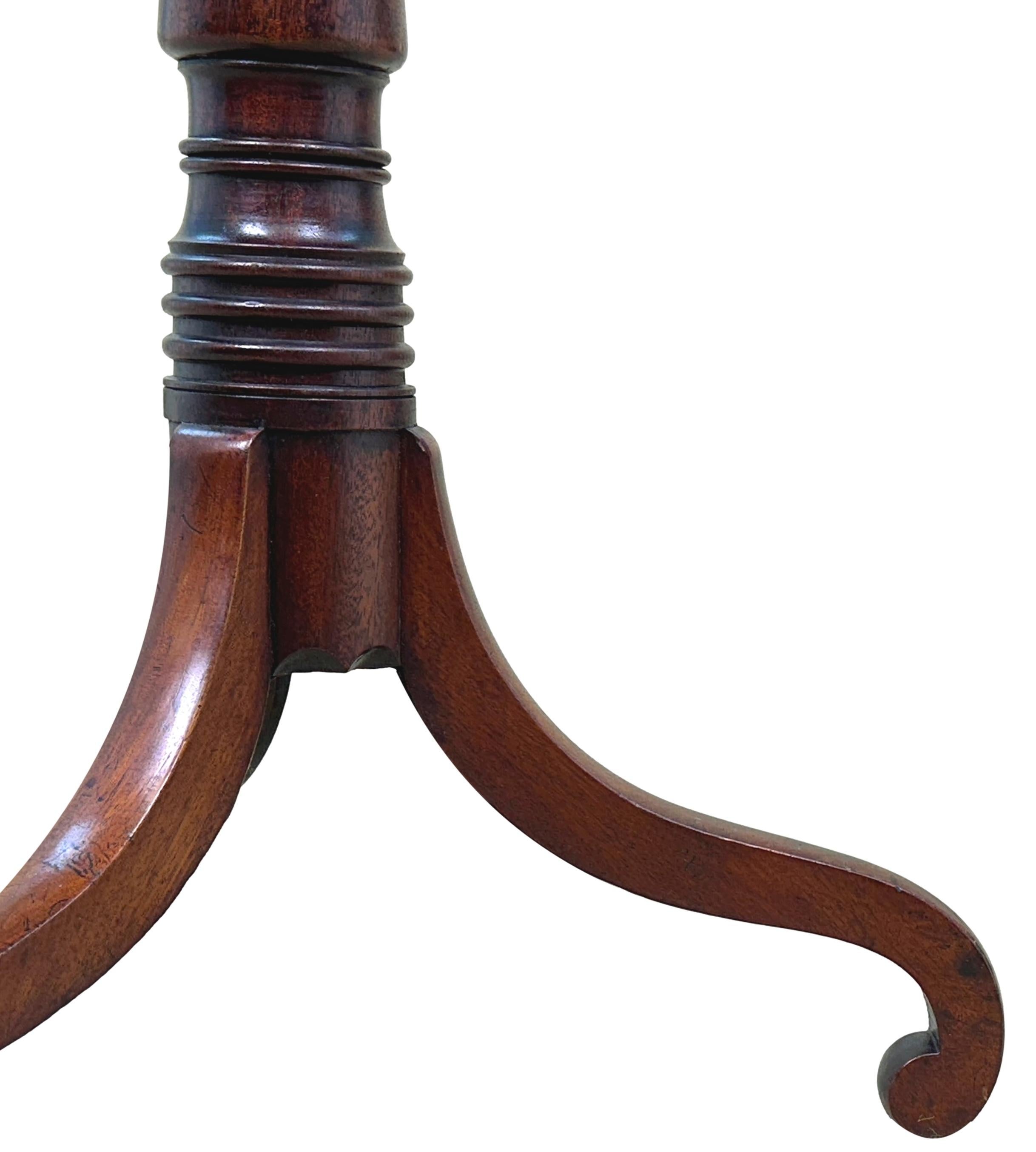 Georgian Mahogany Rectangular Lamp Table For Sale 5