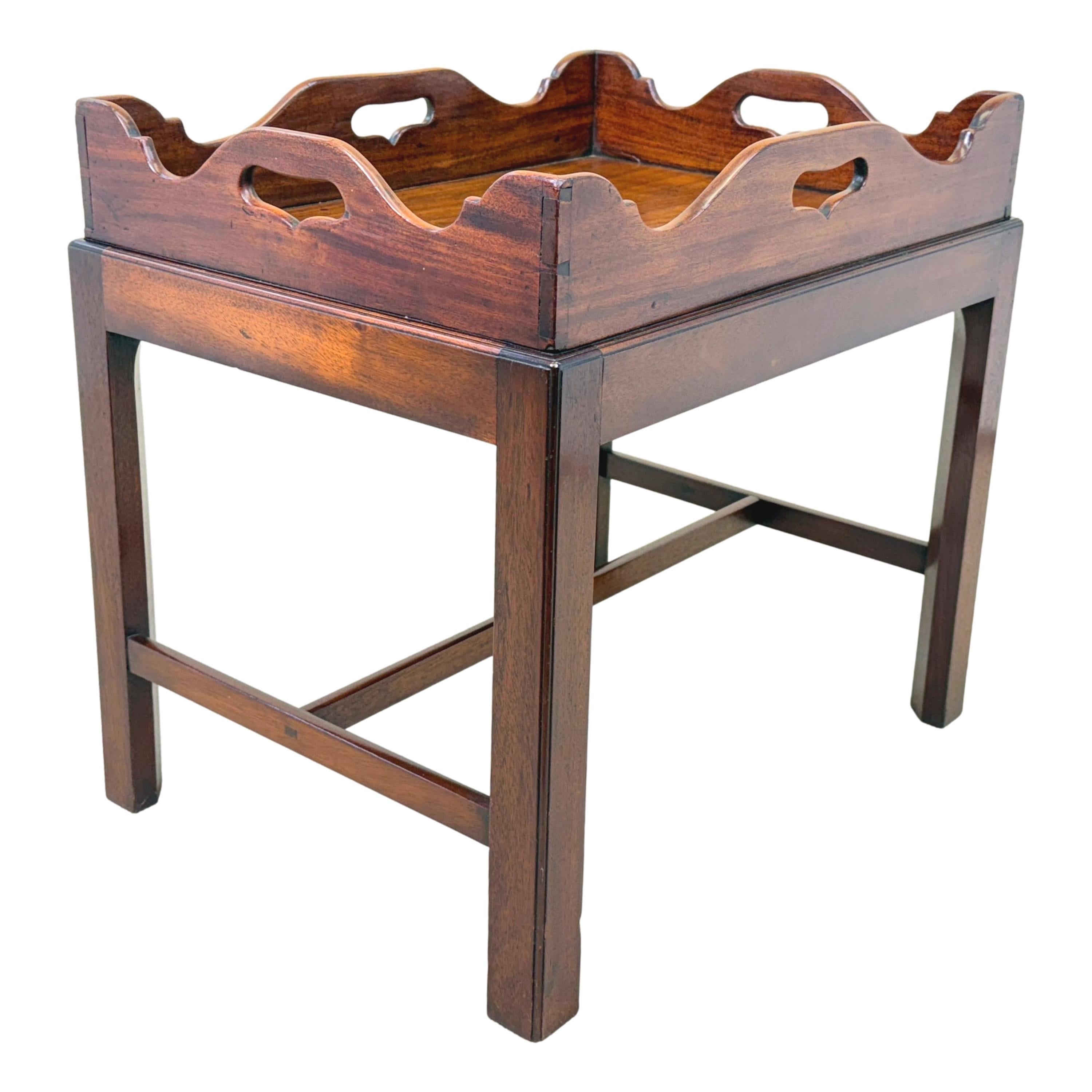 Georgian Mahogany Rectangular Tray On Stand For Sale 1