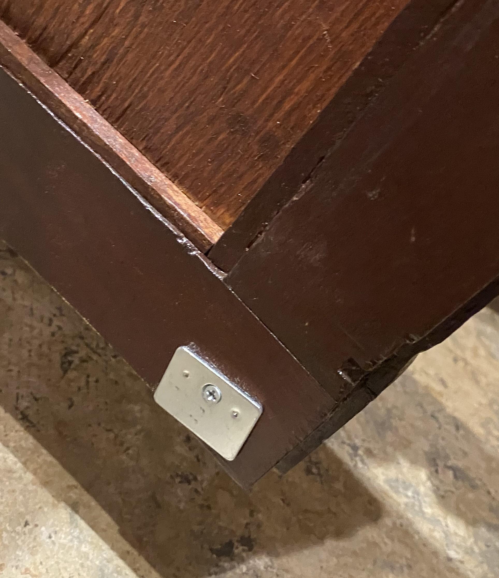 Georgian Mahogany Serpentine Butler’s Desk or Library Cabinet 4
