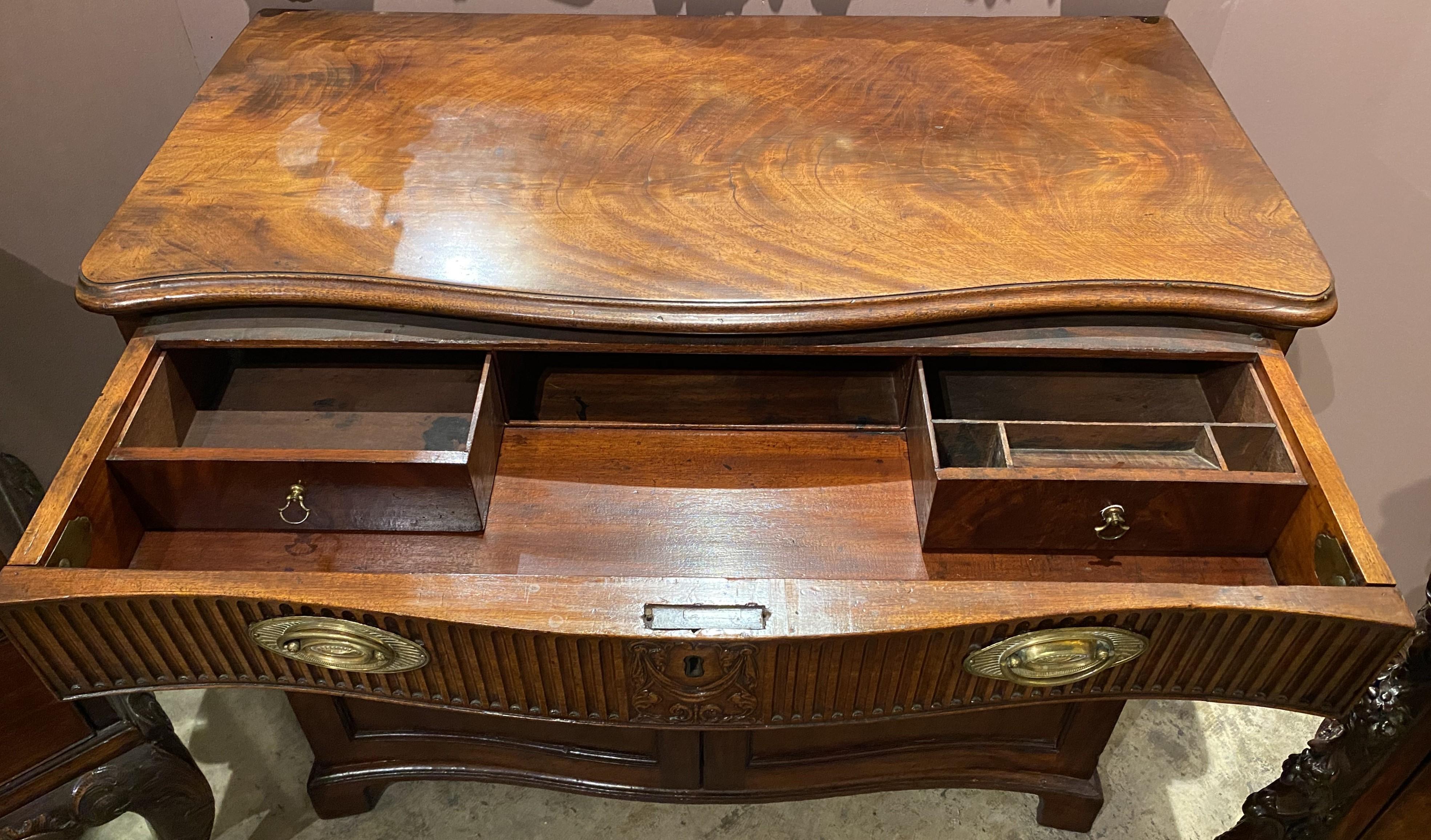 19th Century Georgian Mahogany Serpentine Butler’s Desk or Library Cabinet