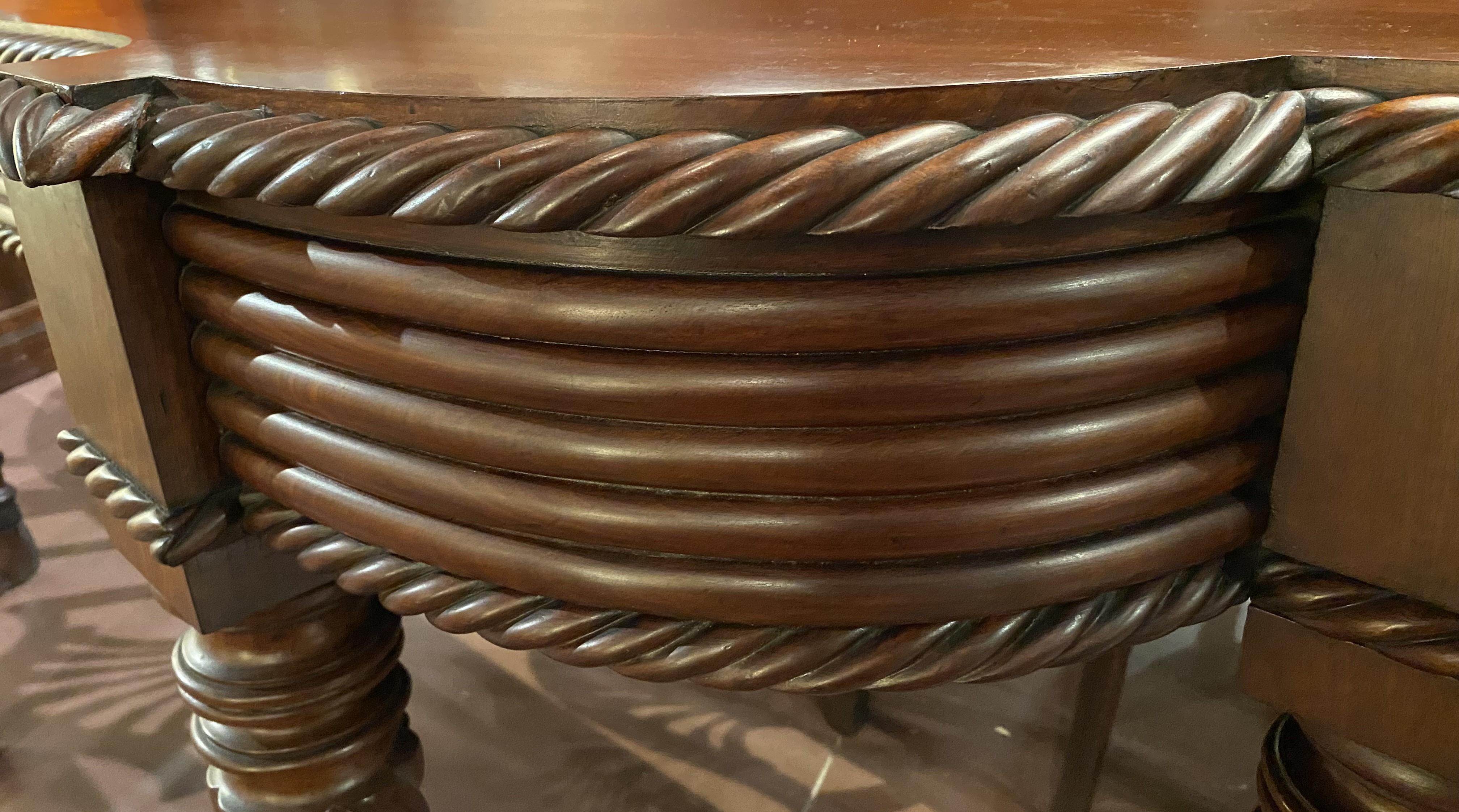 Georgian Mahogany Server with Shaped Splash Rail and Gadrooned Edge Top For Sale 6