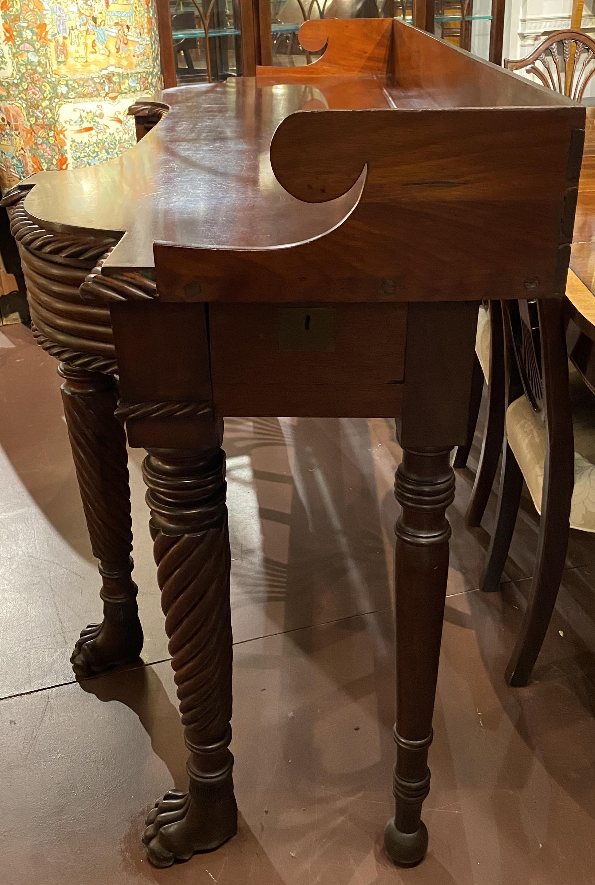 Georgian Mahogany Server with Shaped Splash Rail and Gadrooned Edge Top In Good Condition For Sale In Milford, NH
