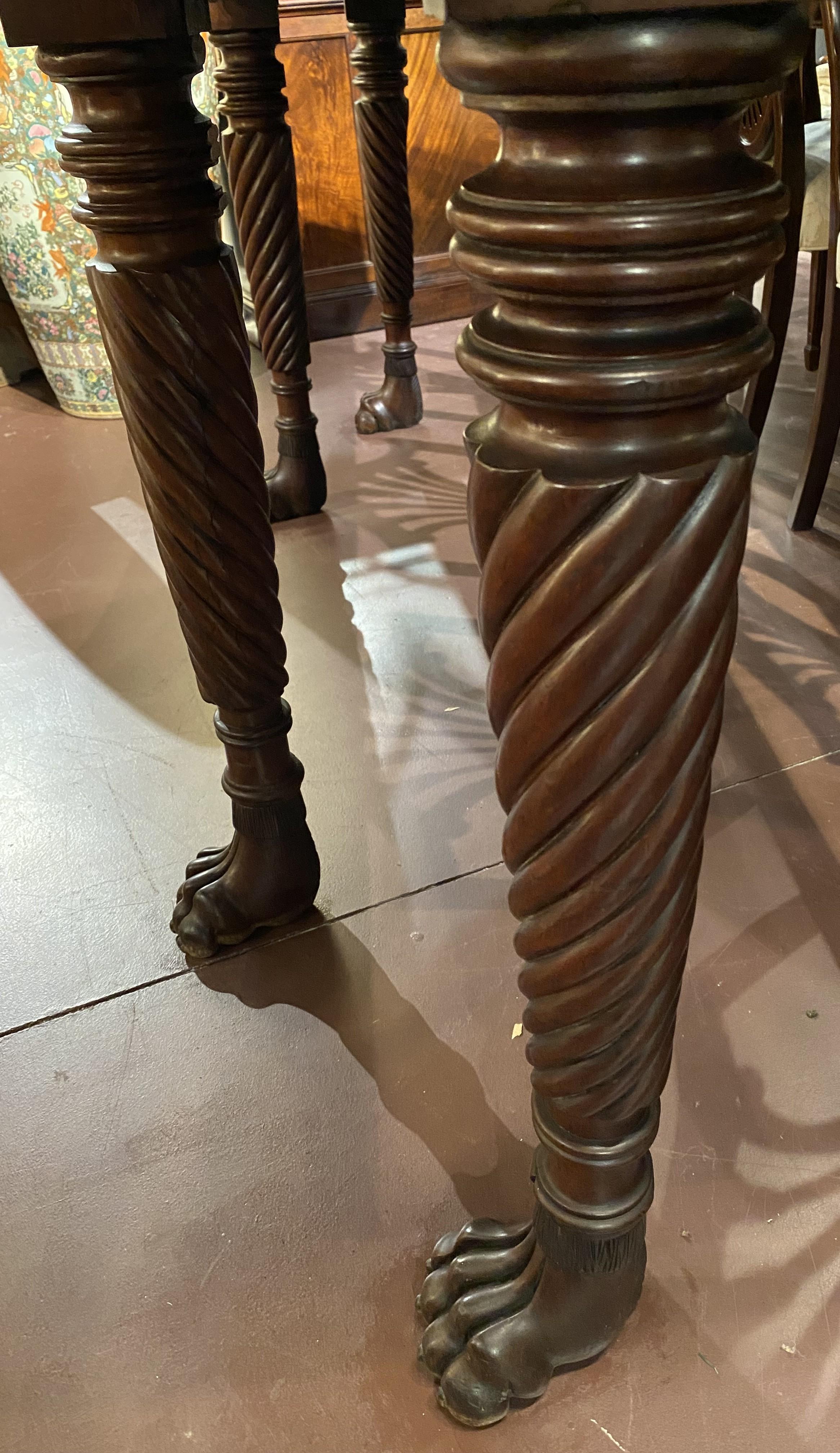 Georgian Mahogany Server with Shaped Splash Rail and Gadrooned Edge Top For Sale 1