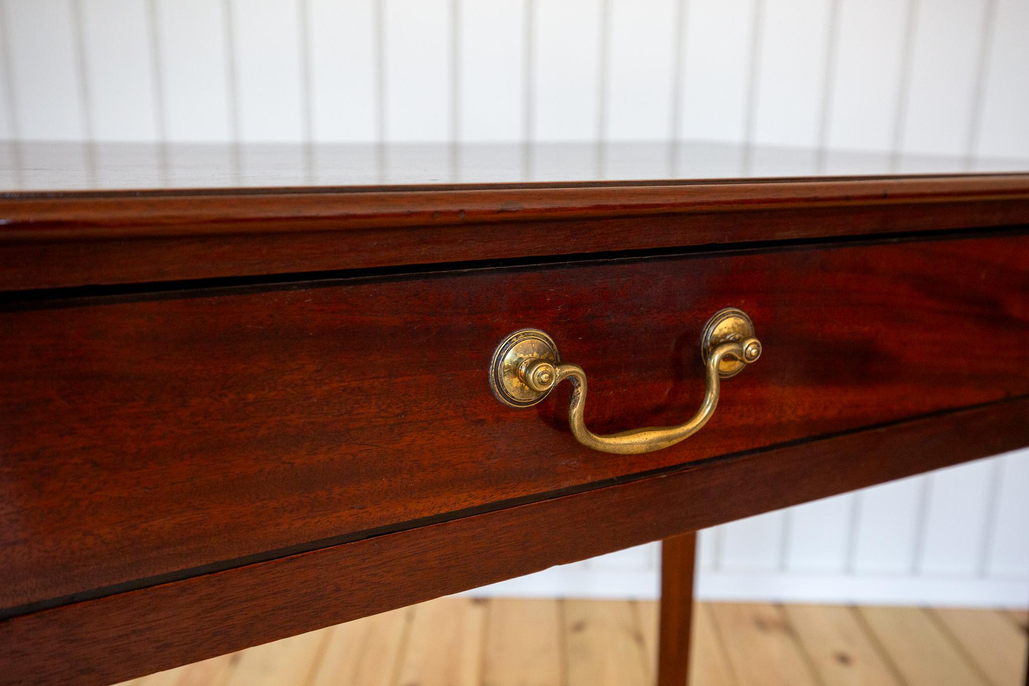 Table d'appoint à console en acajou Georgian Antique Country House Début du 19ème siècle en vente 2