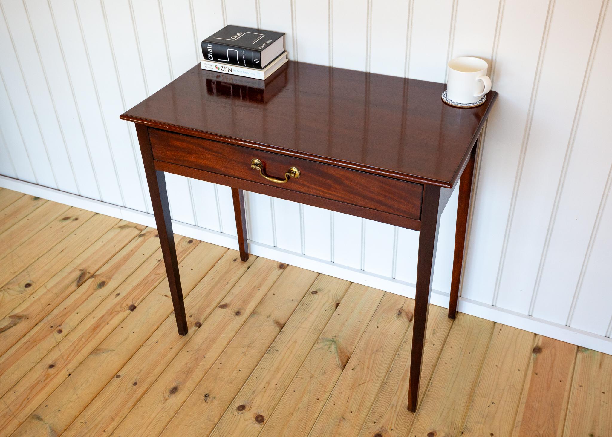 Table d'appoint à console en acajou Georgian Antique Country House Début du 19ème siècle en vente 3