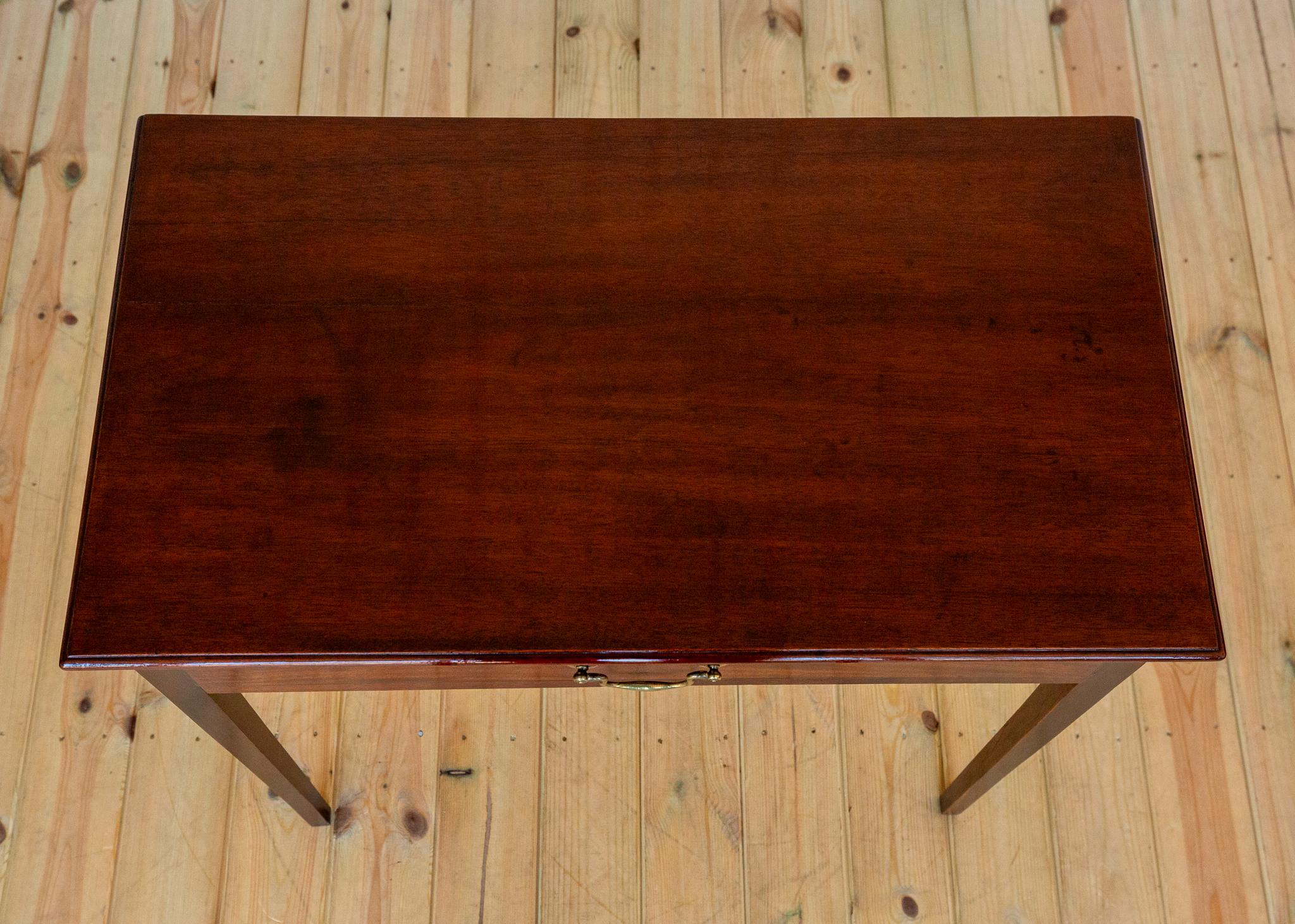 Table d'appoint à console en acajou Georgian Antique Country House Début du 19ème siècle en vente 8