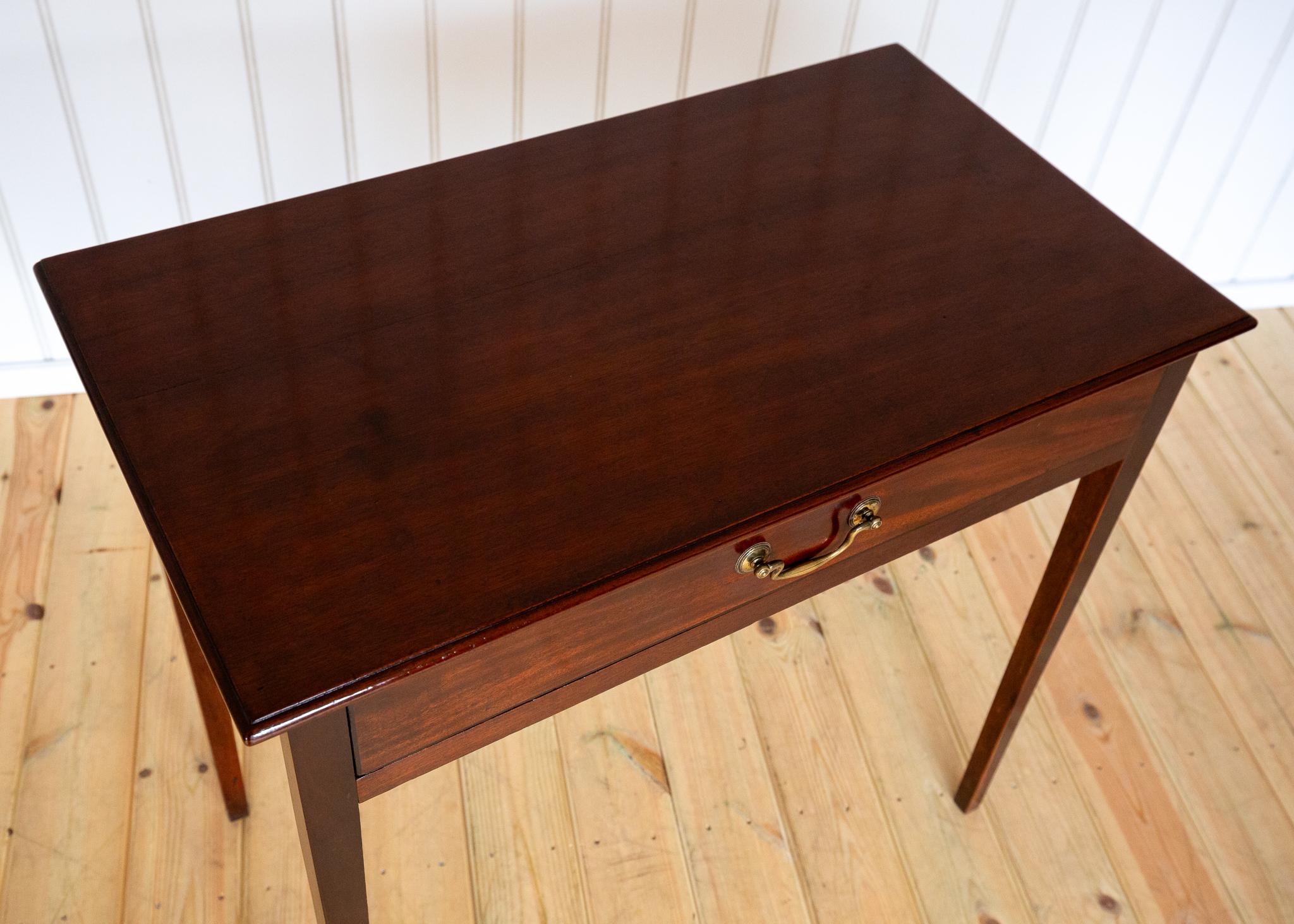 Table d'appoint à console en acajou Georgian Antique Country House Début du 19ème siècle en vente 4