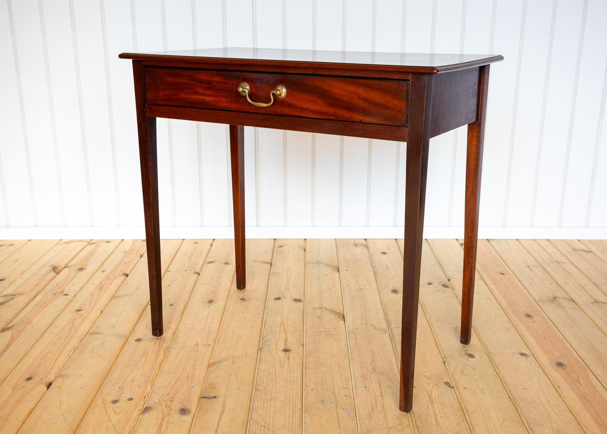 XIXe siècle Table d'appoint à console en acajou Georgian Antique Country House Début du 19ème siècle en vente