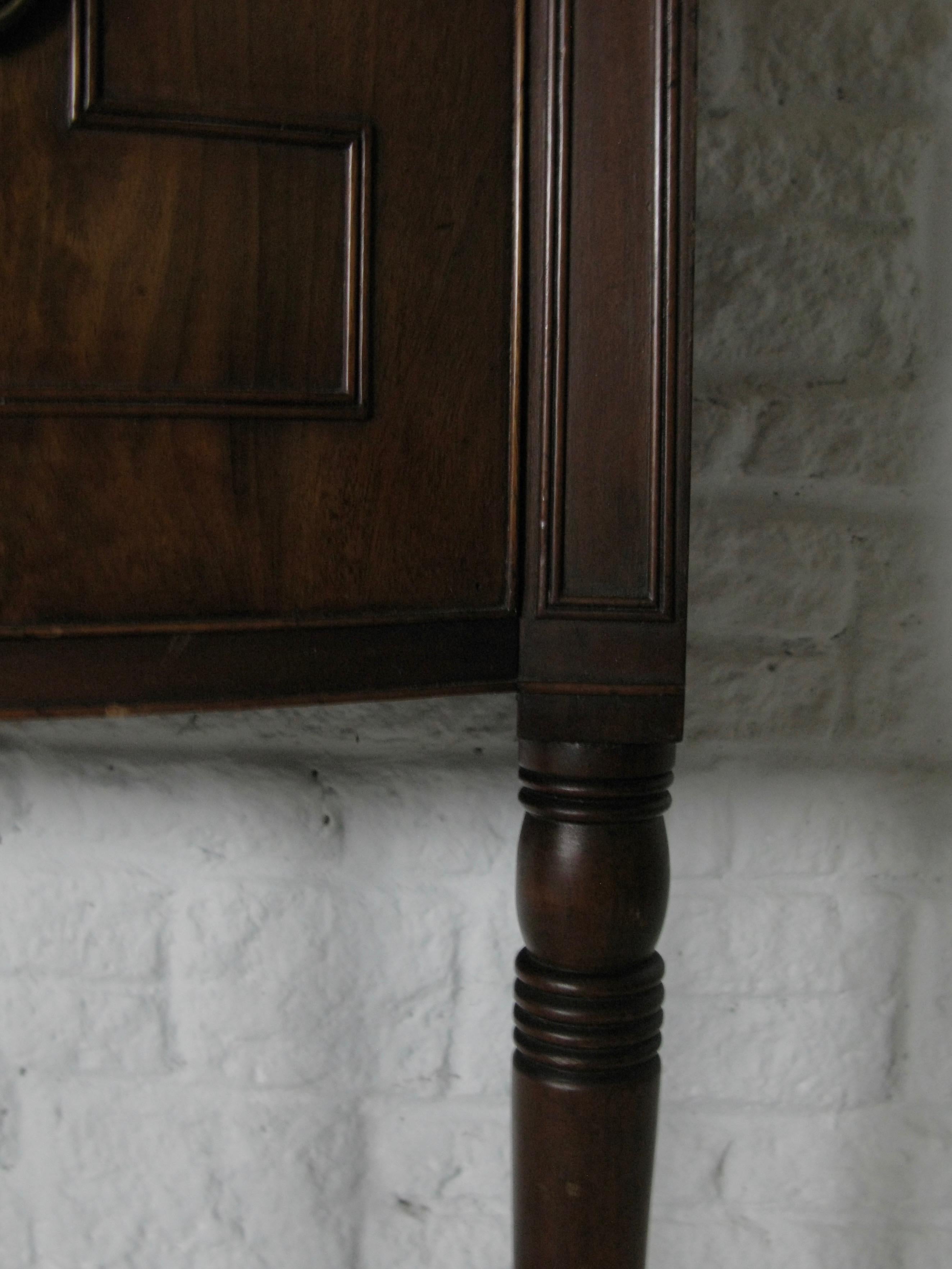 Georgian Mahogany Sideboard, Sideboard, Side Table, Georgian In Good Condition In South Cotswolds, GB