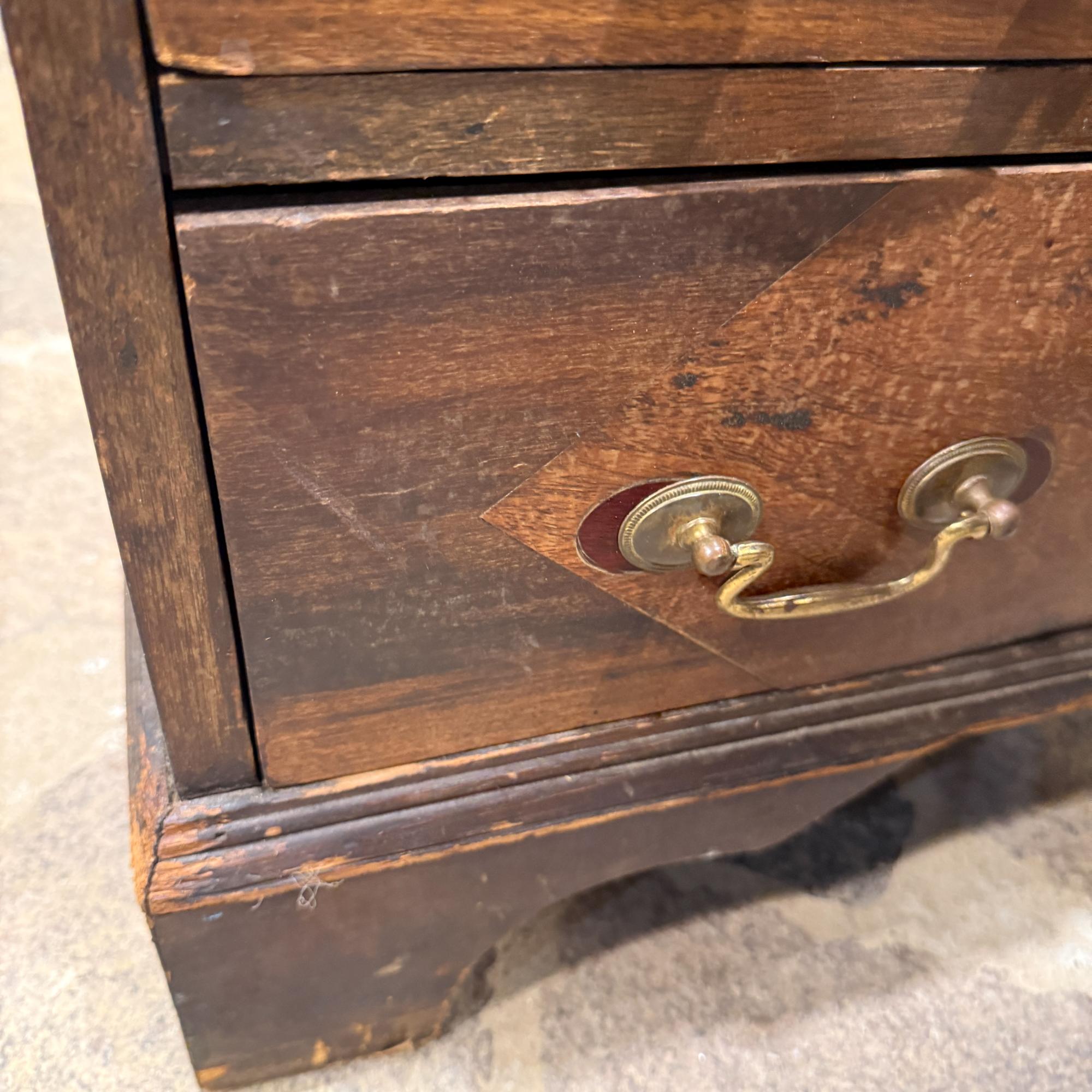 Georgian Mahogany Slant Front Secretary Desk Adam Style Slant-Front Bureau in vendita 8