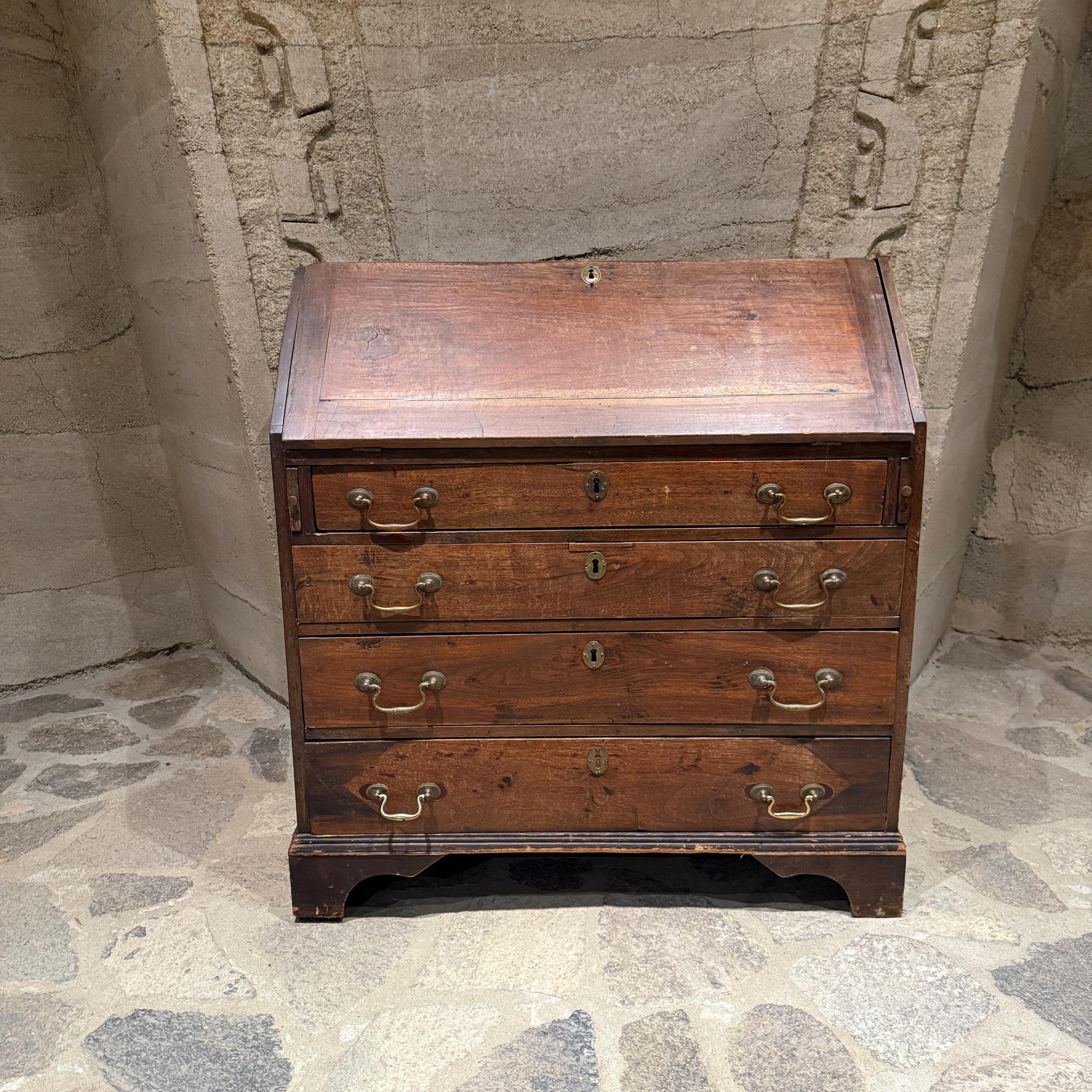 Georgiano Georgian Mahogany Slant Front Secretary Desk Adam Style Slant-Front Bureau in vendita