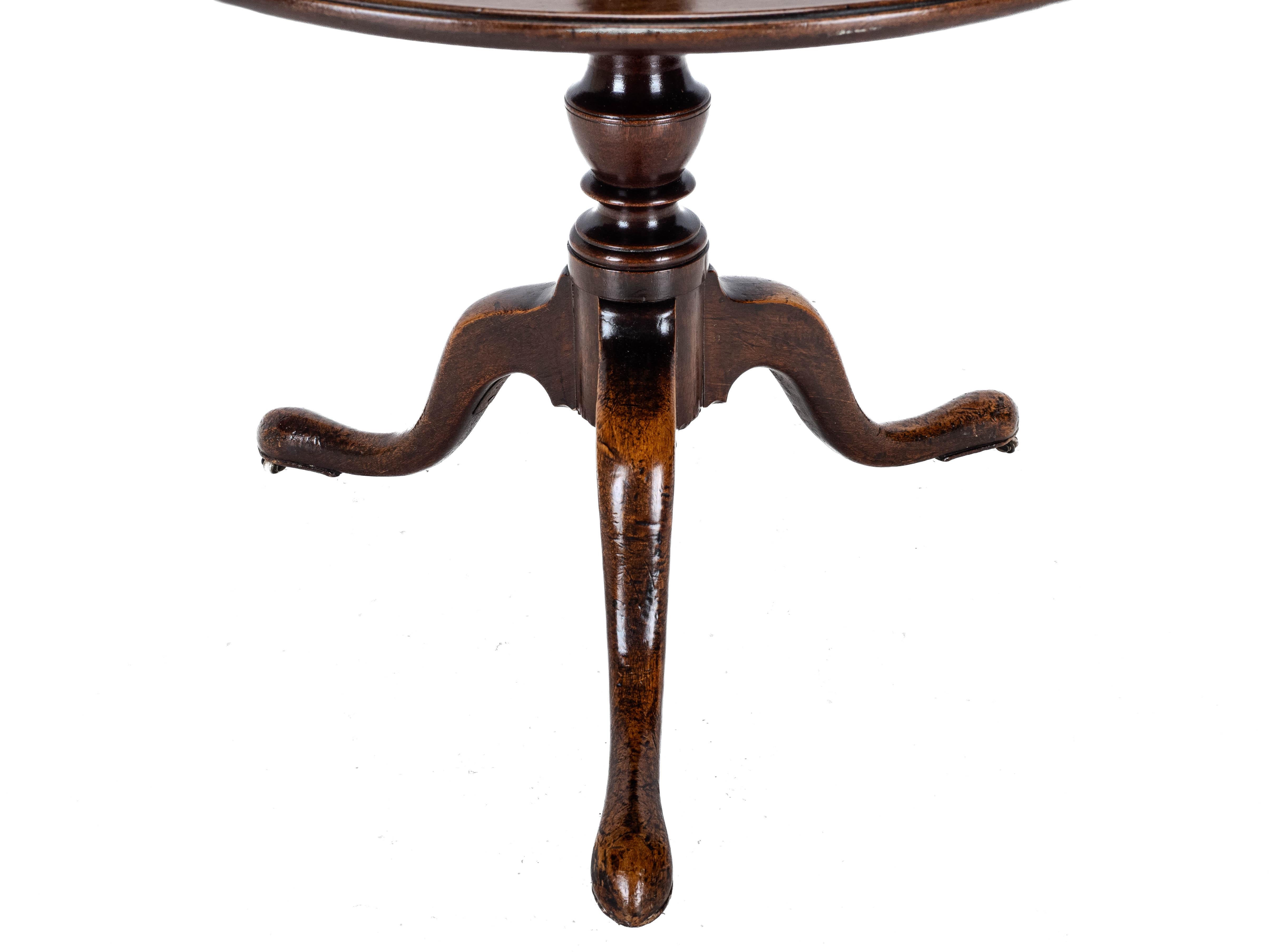 Georgian Mahogany Small 2 Tier Dumb Waiter Tripod Table circa 1800 (George III) 7