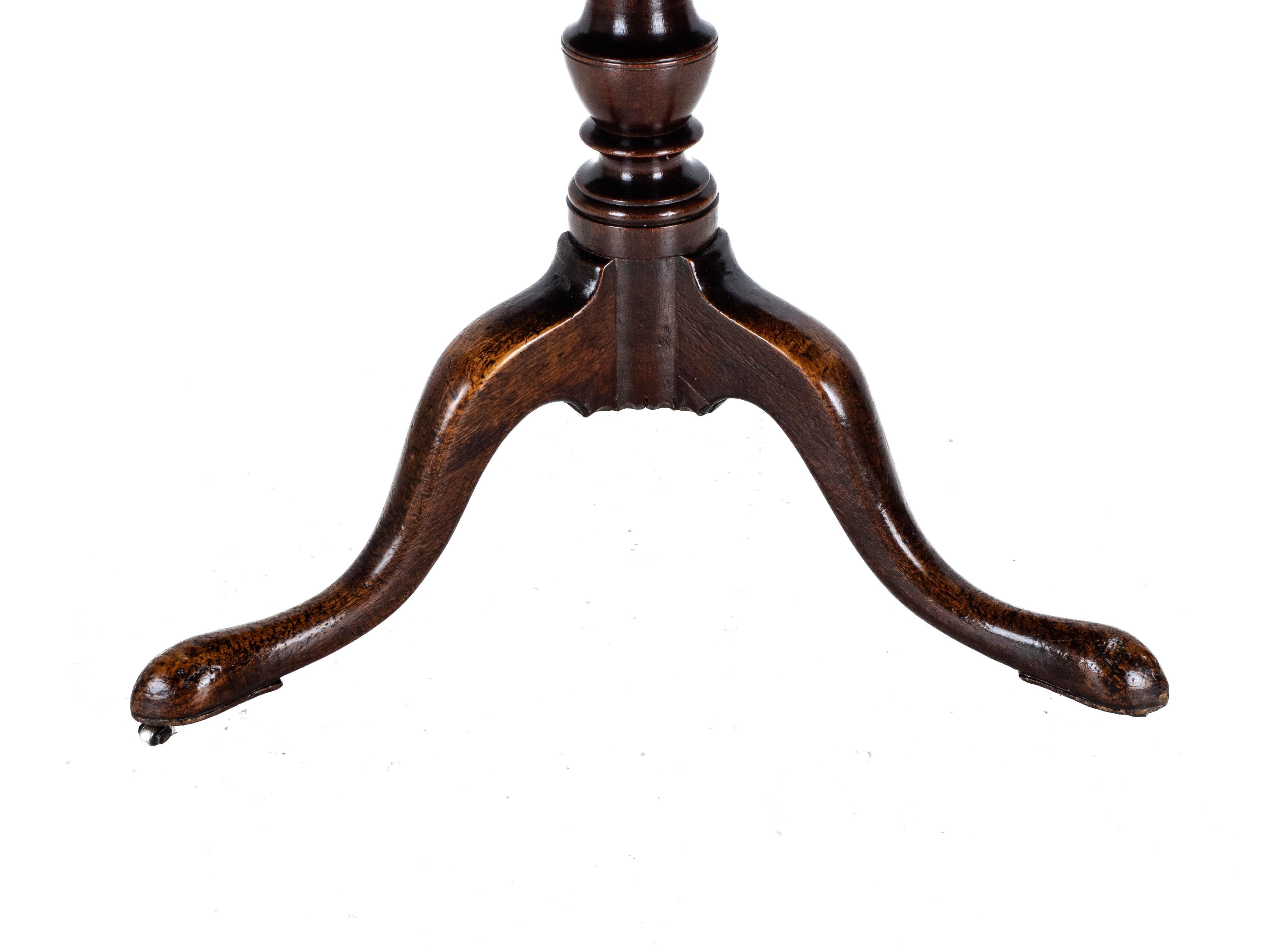 Georgian Mahogany Small 2 Tier Dumb Waiter Tripod Table circa 1800 (George III) 10