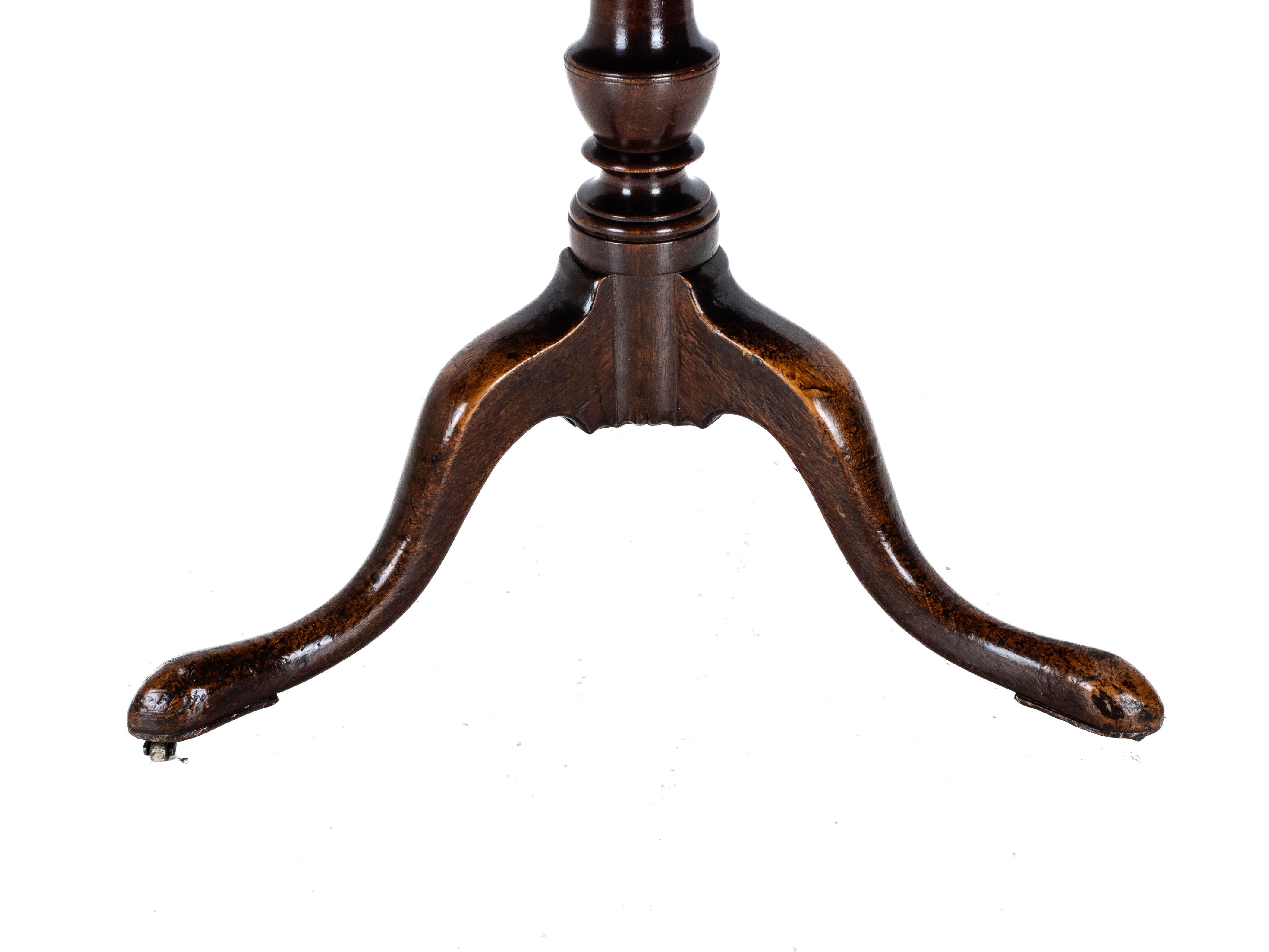 Georgian Mahogany Small 2 Tier Dumb Waiter Tripod Table circa 1800 (George III) 12