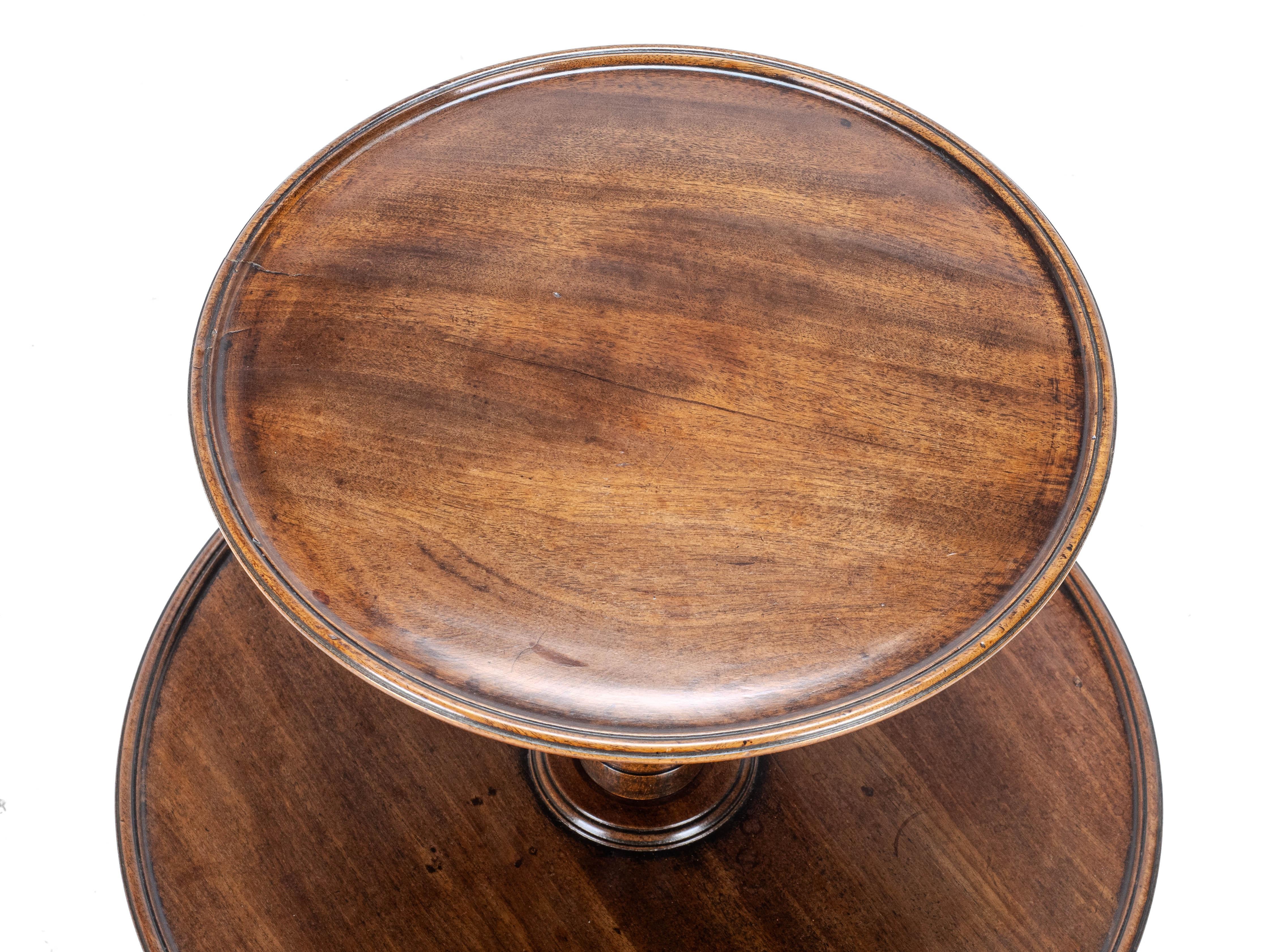 Early 19th Century Georgian Mahogany Small 2 Tier Dumb Waiter Tripod Table circa 1800 (George III)