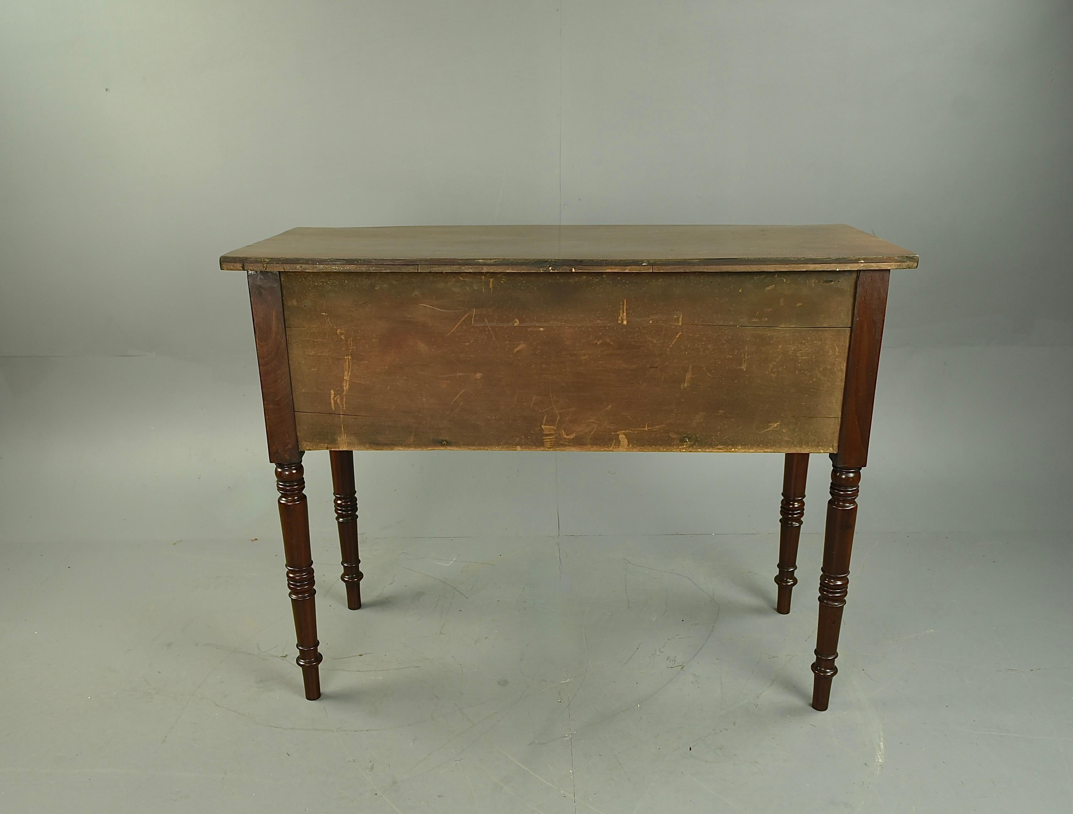 Mahogany Georgian mahogany small sideboard